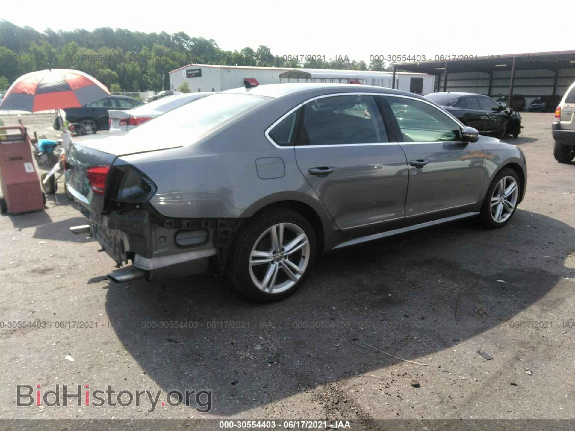 2012 VOLKSWAGEN PASSAT - VIN: 1VWCM7A37CC013721 - Фото 4