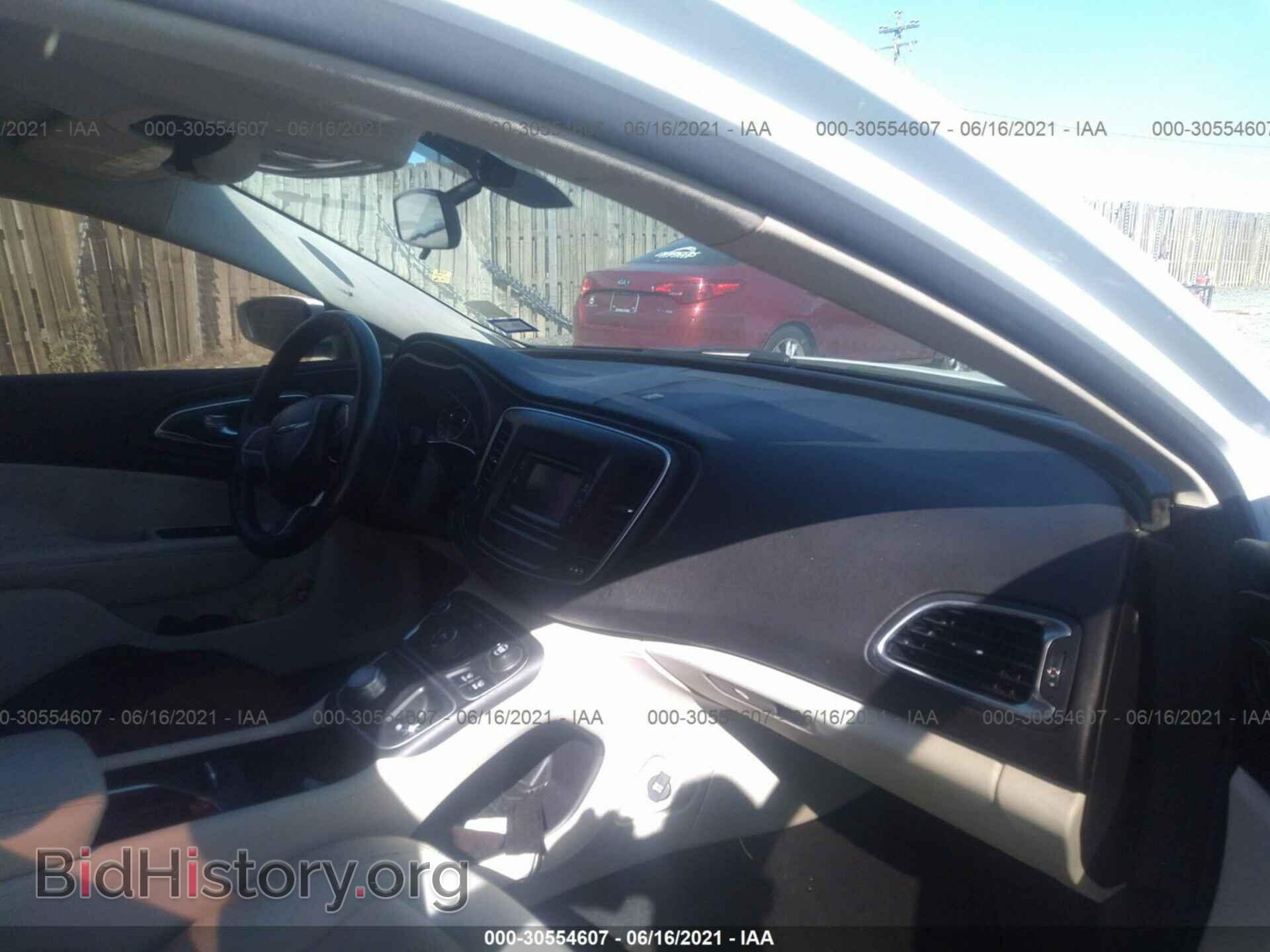 2015 CHRYSLER 200 - VIN: 1C3CCCAB7FN602772 - Фото 5