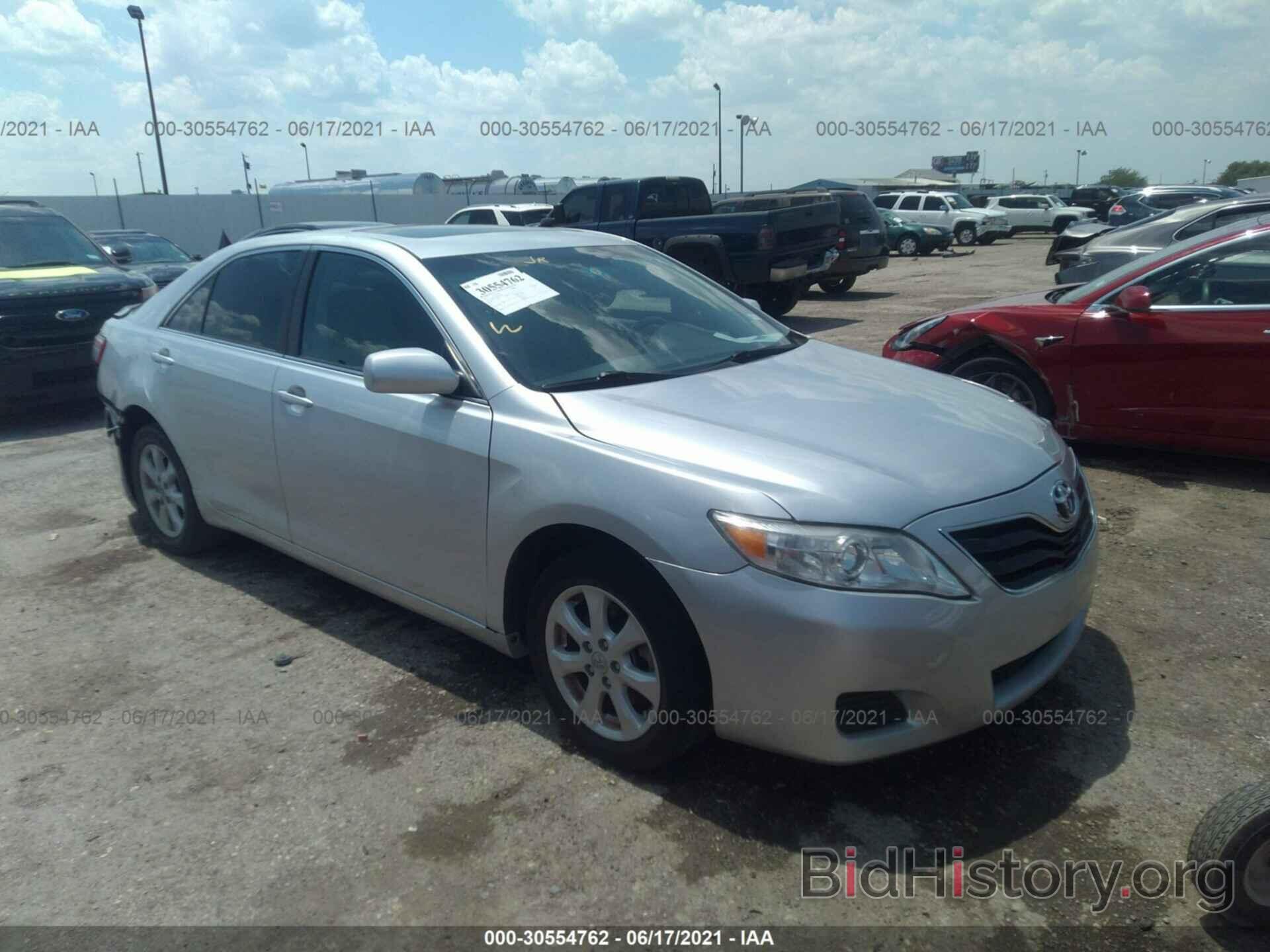 Photo 4T4BF3EK9BR093987 - TOYOTA CAMRY 2011