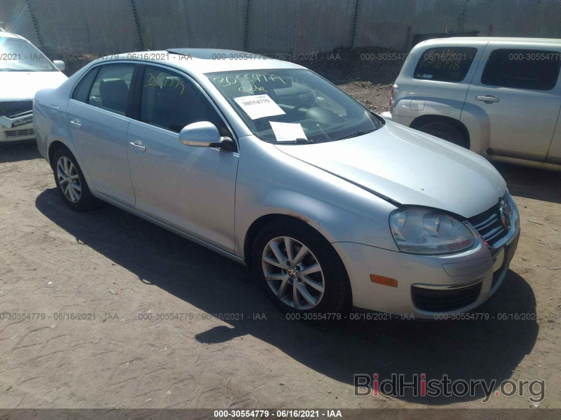 Photo 3VWRX7AJ9AM023999 - VOLKSWAGEN JETTA SEDAN 2010