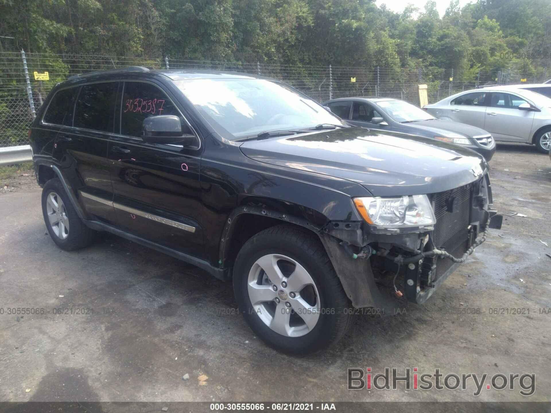 Photo 1J4RR4GG1BC541951 - JEEP GRAND CHEROKEE 2011