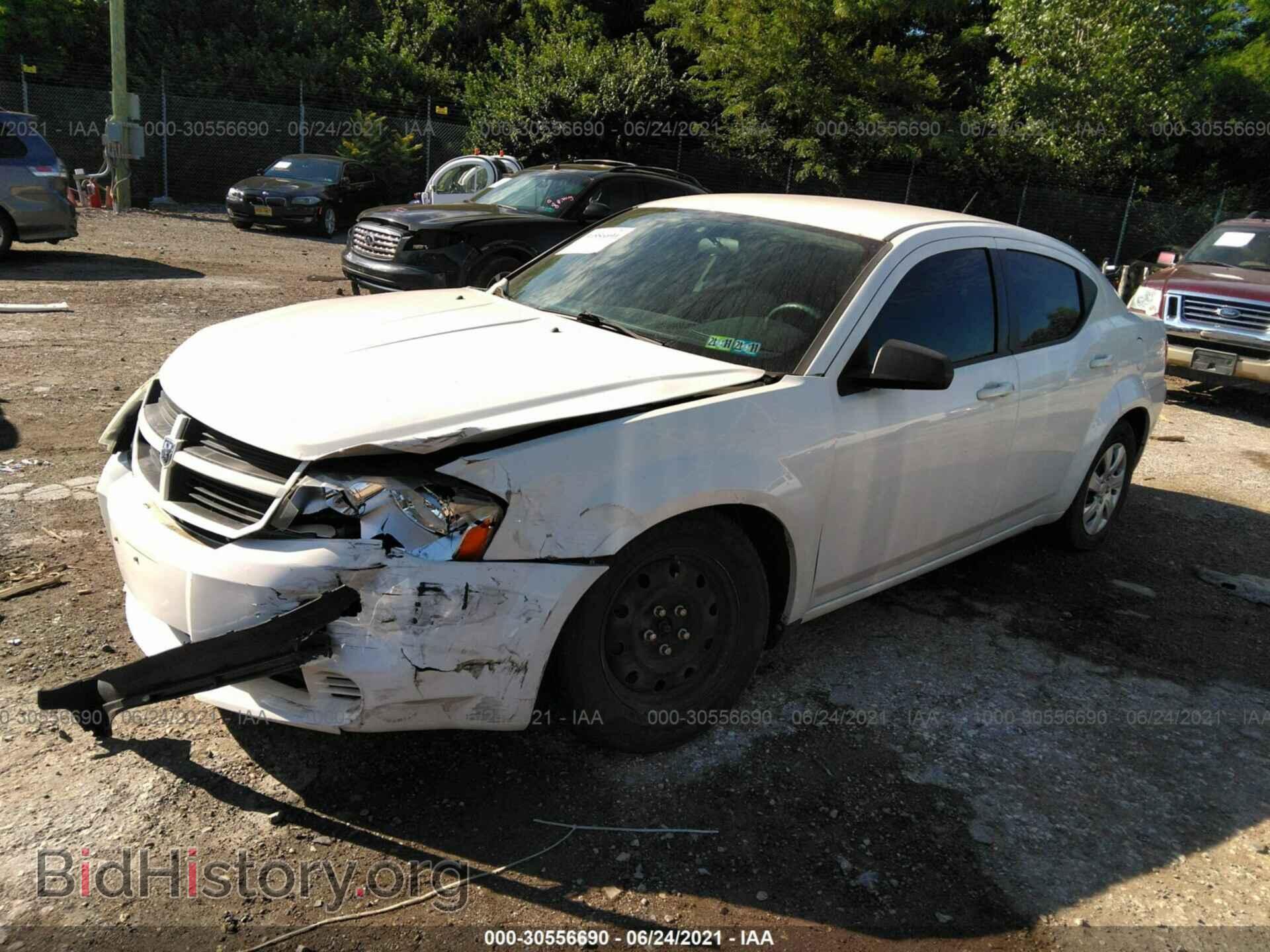 2010 DODGE AVENGER - VIN: 1B3CC4FB1AN199263 - Photo 2