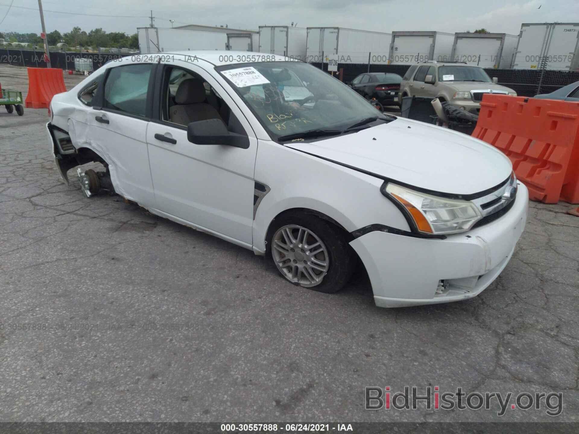 Photo 1FAHP35N58W154335 - FORD FOCUS 2008