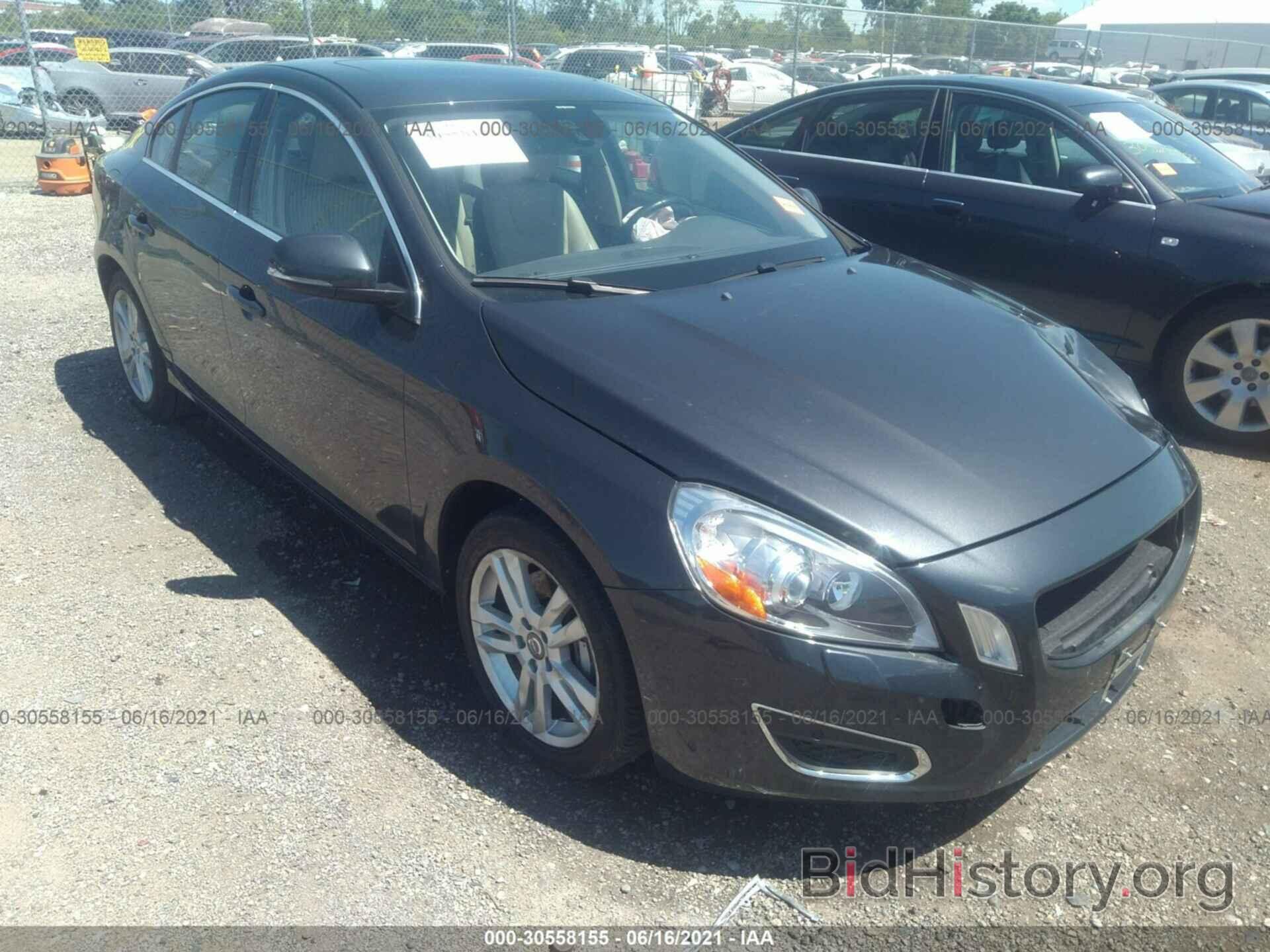 Photo YV1612FH6D2171811 - VOLVO S60 2013