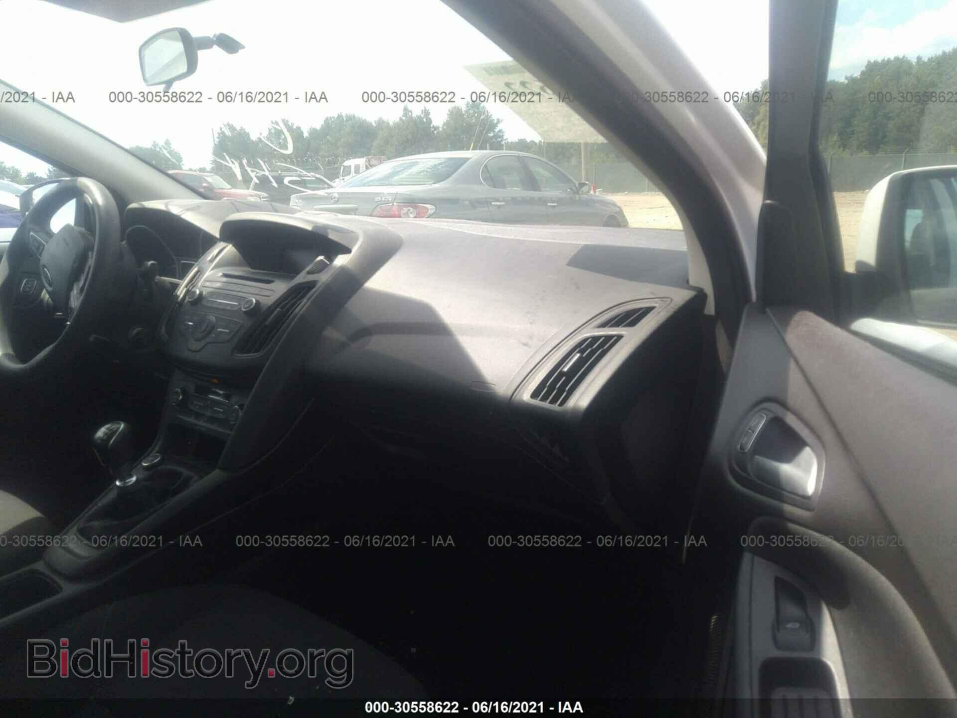 2016 FORD FOCUS - VIN: 1FADP3FE0GL236406 - Фото 5
