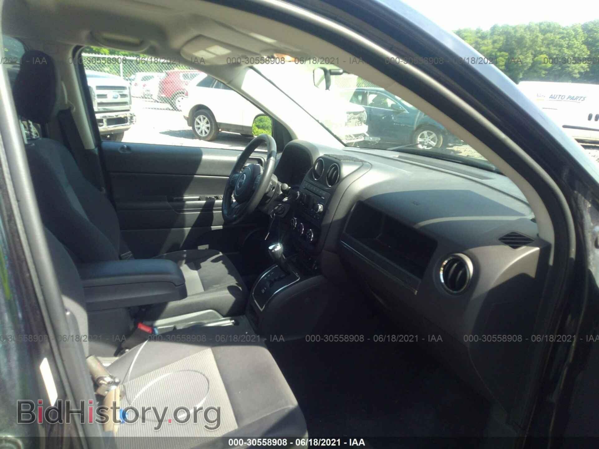 2011 JEEP COMPASS - VIN: 1J4NF1FB3BD226087 - Photo 5