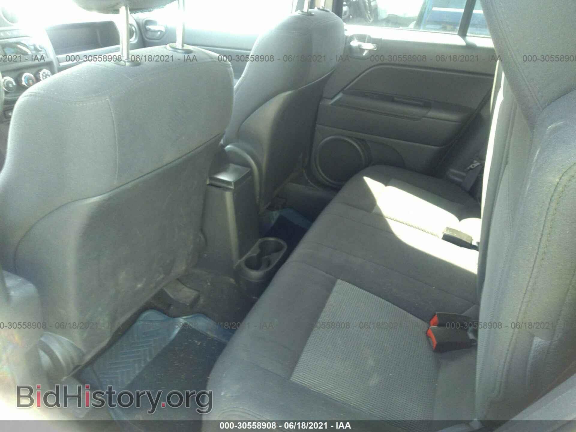 2011 JEEP COMPASS - VIN: 1J4NF1FB3BD226087 - Photo 8