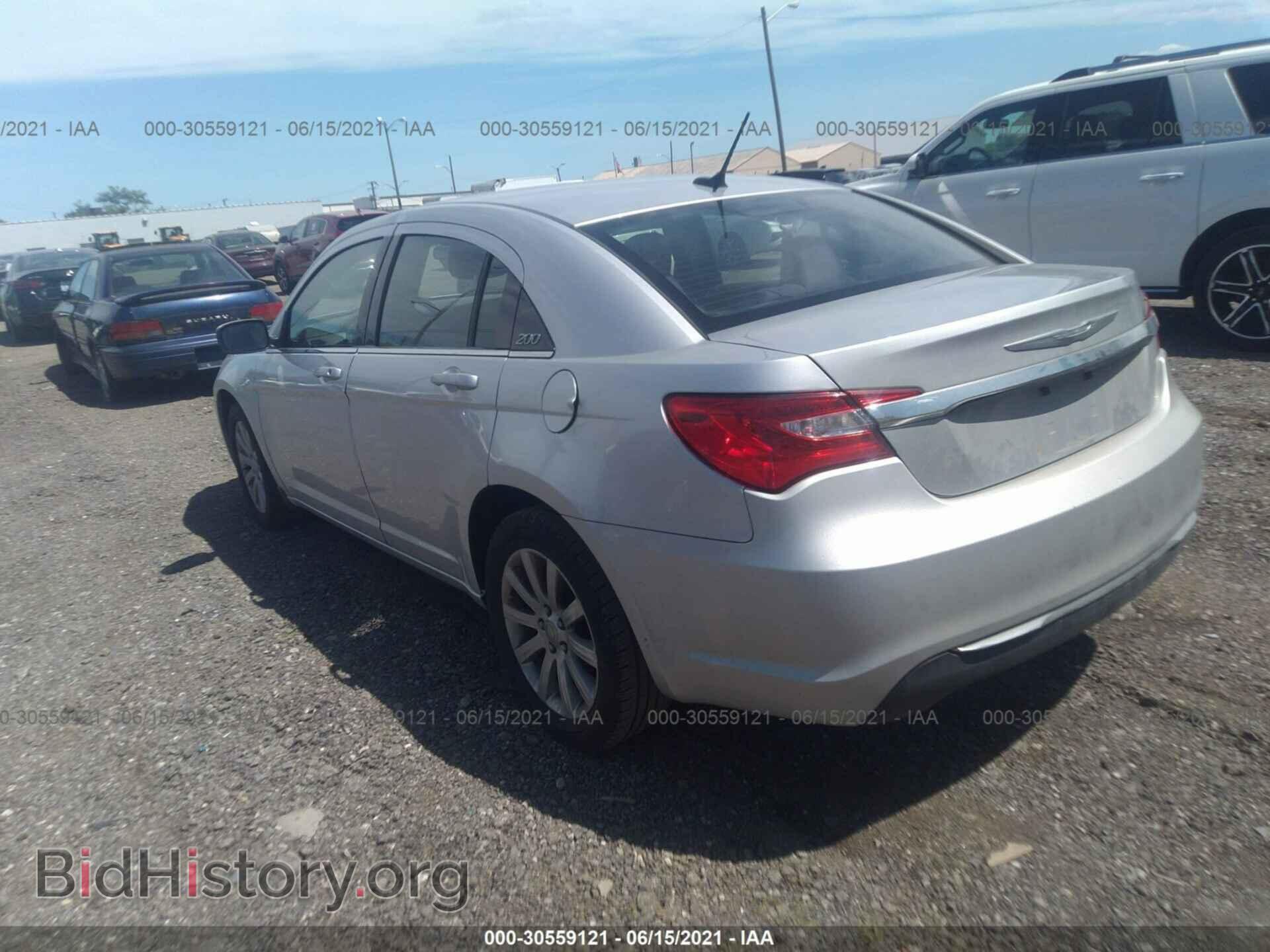 2012 CHRYSLER 200 - VIN: 1C3CCBBB4CN299826 - Photo 3