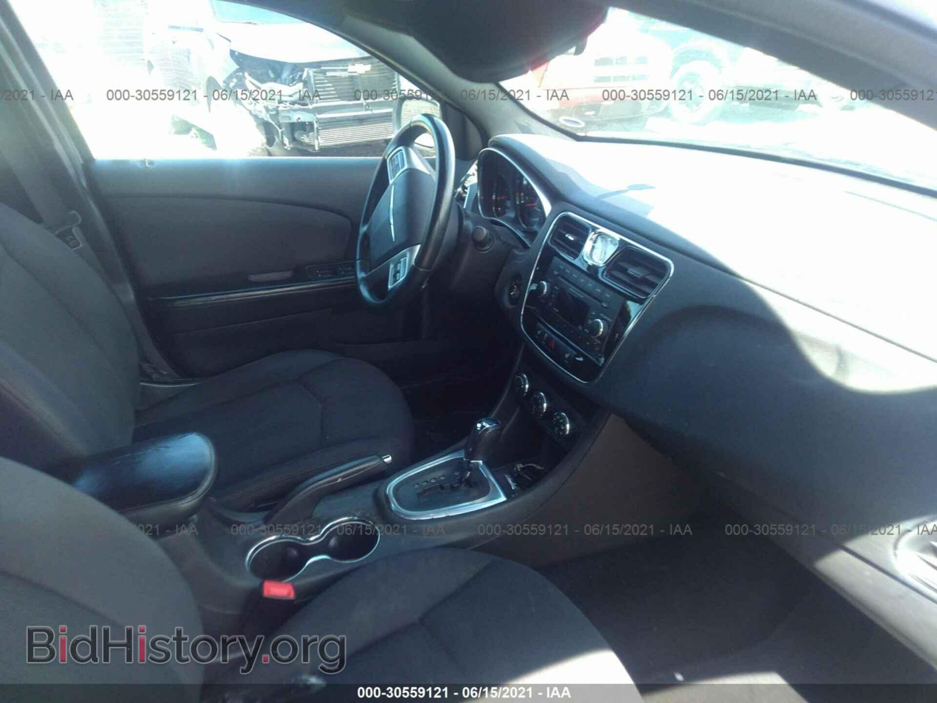 2012 CHRYSLER 200 - VIN: 1C3CCBBB4CN299826 - Photo 5