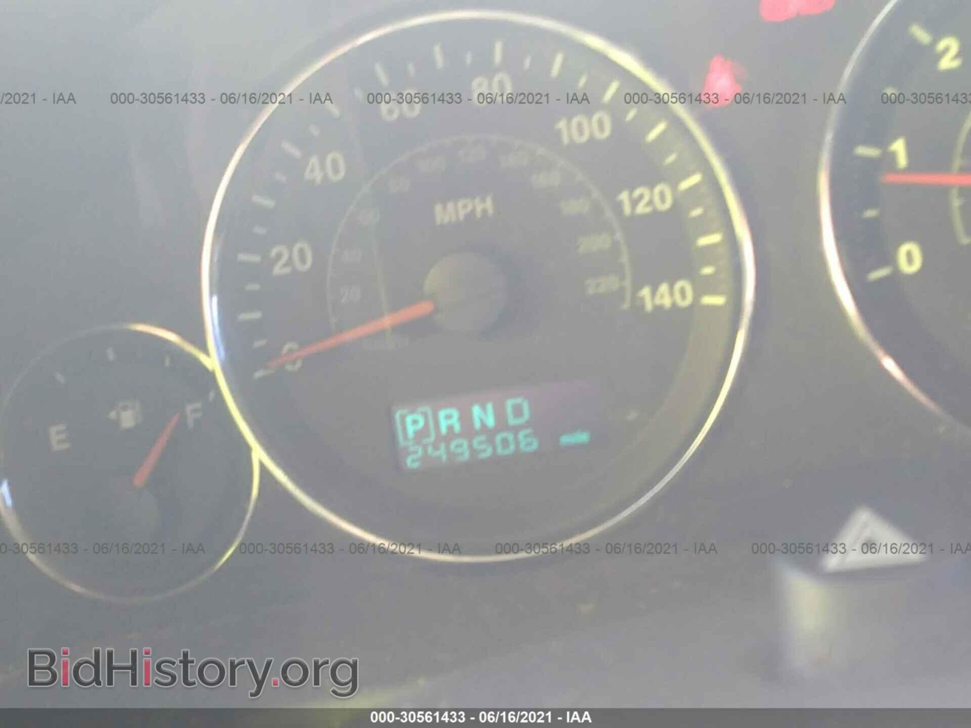 2007 JEEP COMMANDER - VIN: 1J8HH48K97C560139 - Фото 7