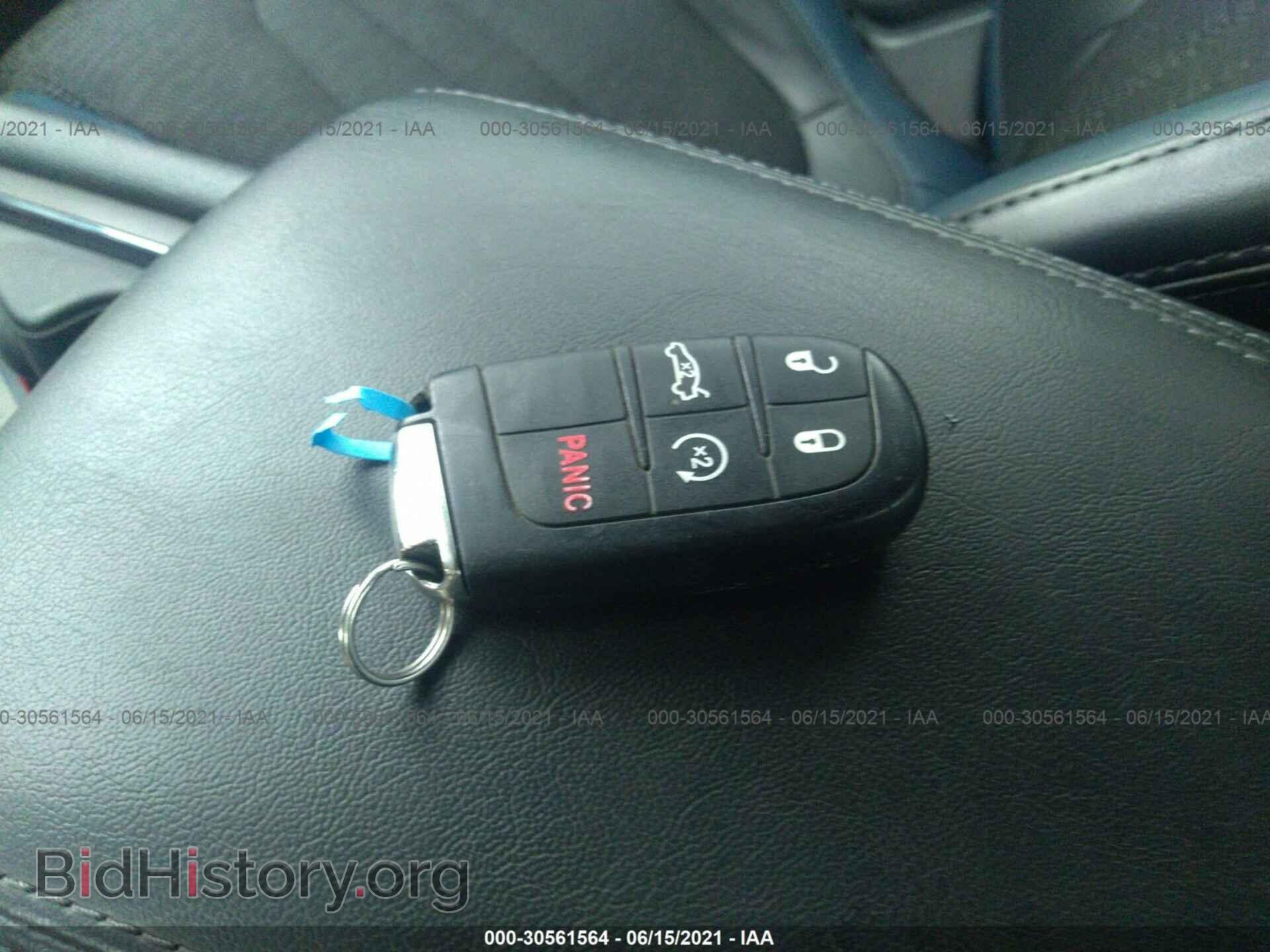 2016 CHRYSLER 200 - VIN: 1C3CCCDG1GN126219 - Фото 11