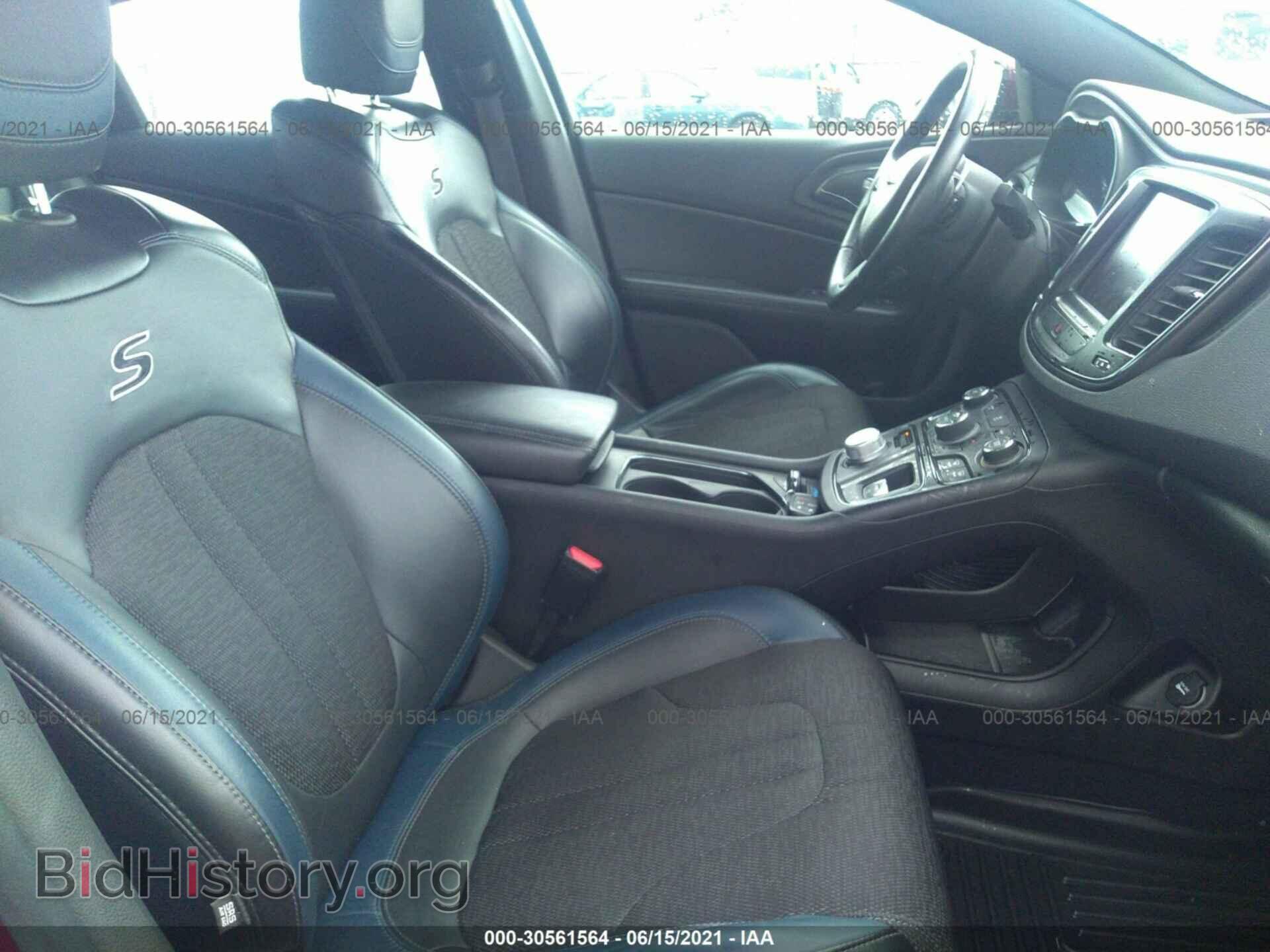 2016 CHRYSLER 200 - VIN: 1C3CCCDG1GN126219 - Фото 5