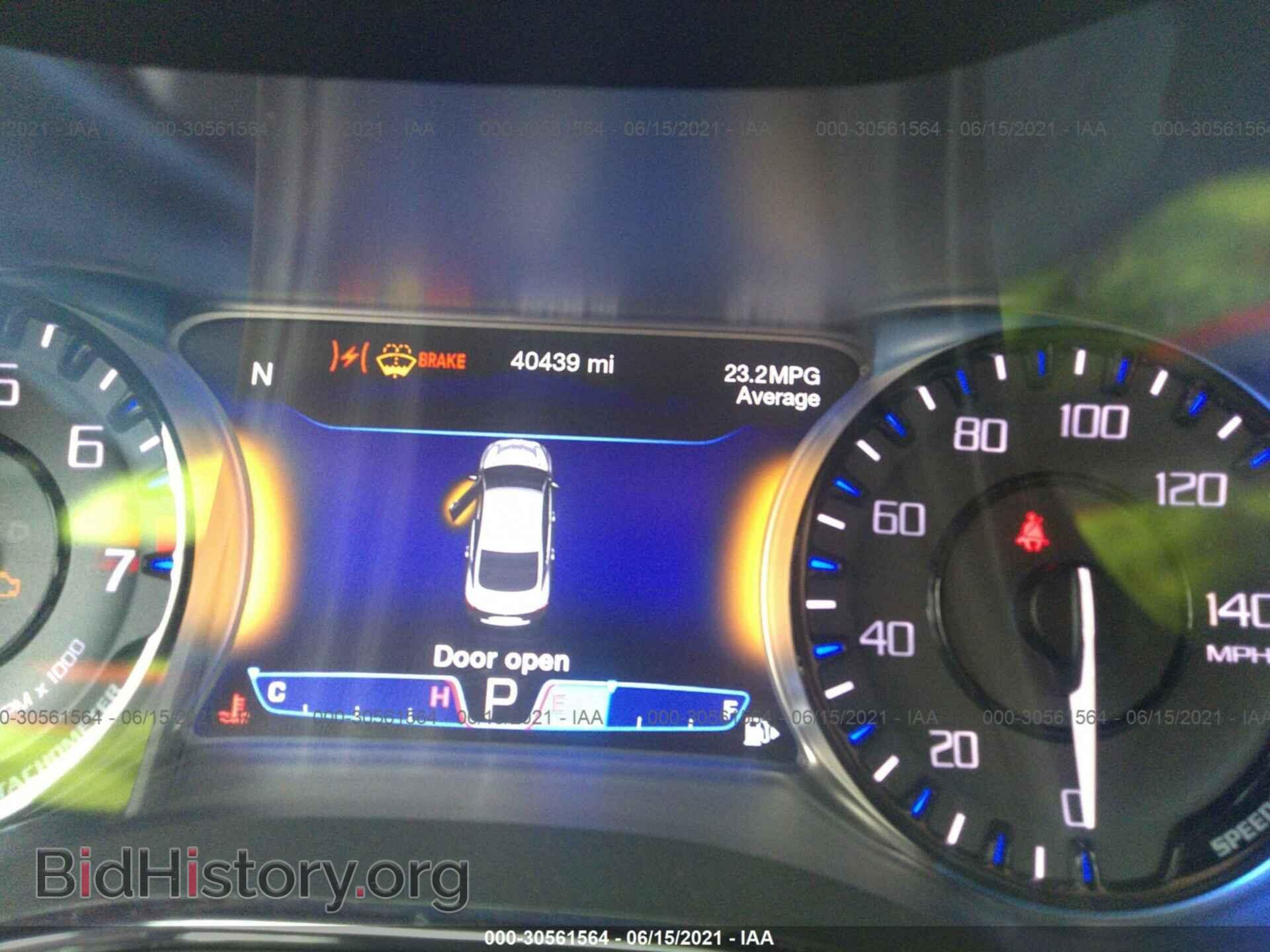 2016 CHRYSLER 200 - VIN: 1C3CCCDG1GN126219 - Фото 7
