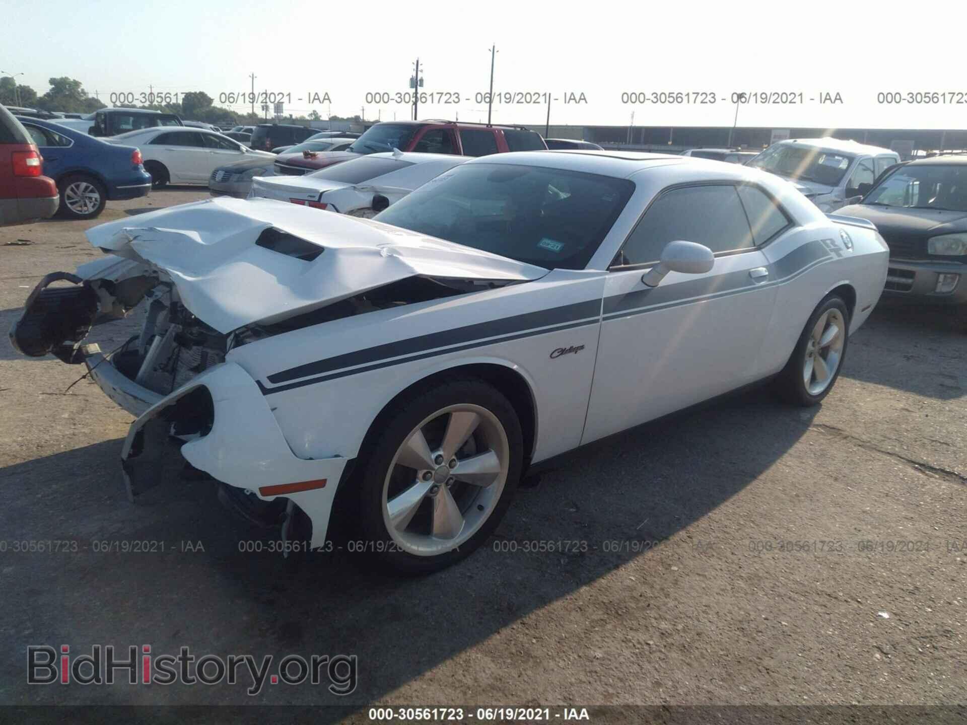 2015 DODGE CHALLENGER - VIN: 2C3CDZBT2FH861072 - Photo 2