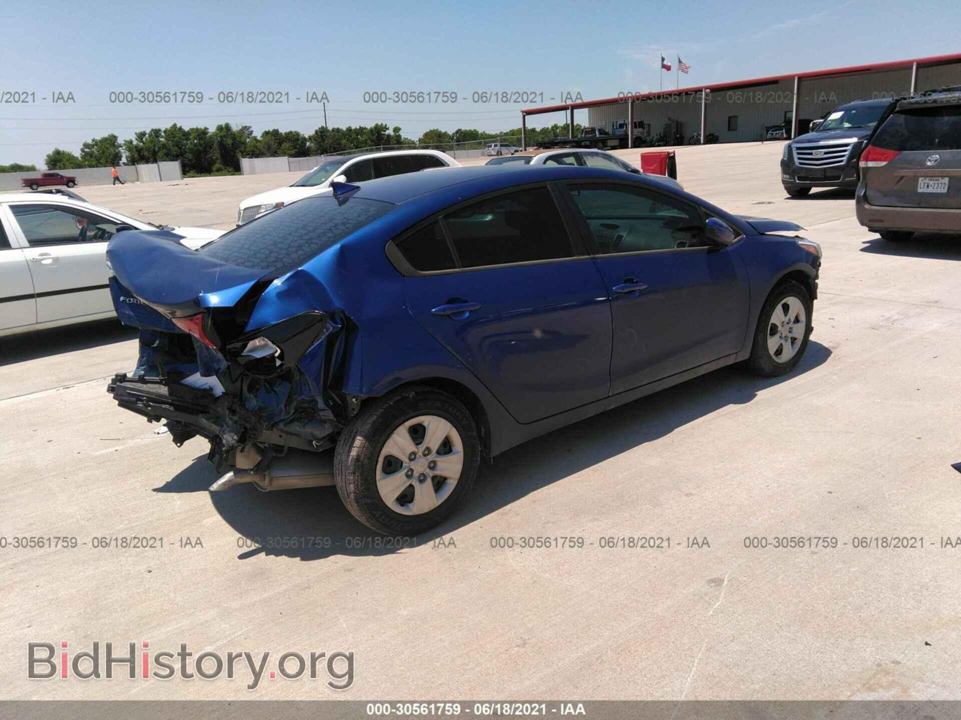2017 KIA FORTE - VIN: 3KPFK4A78HE147855 - Фото 4