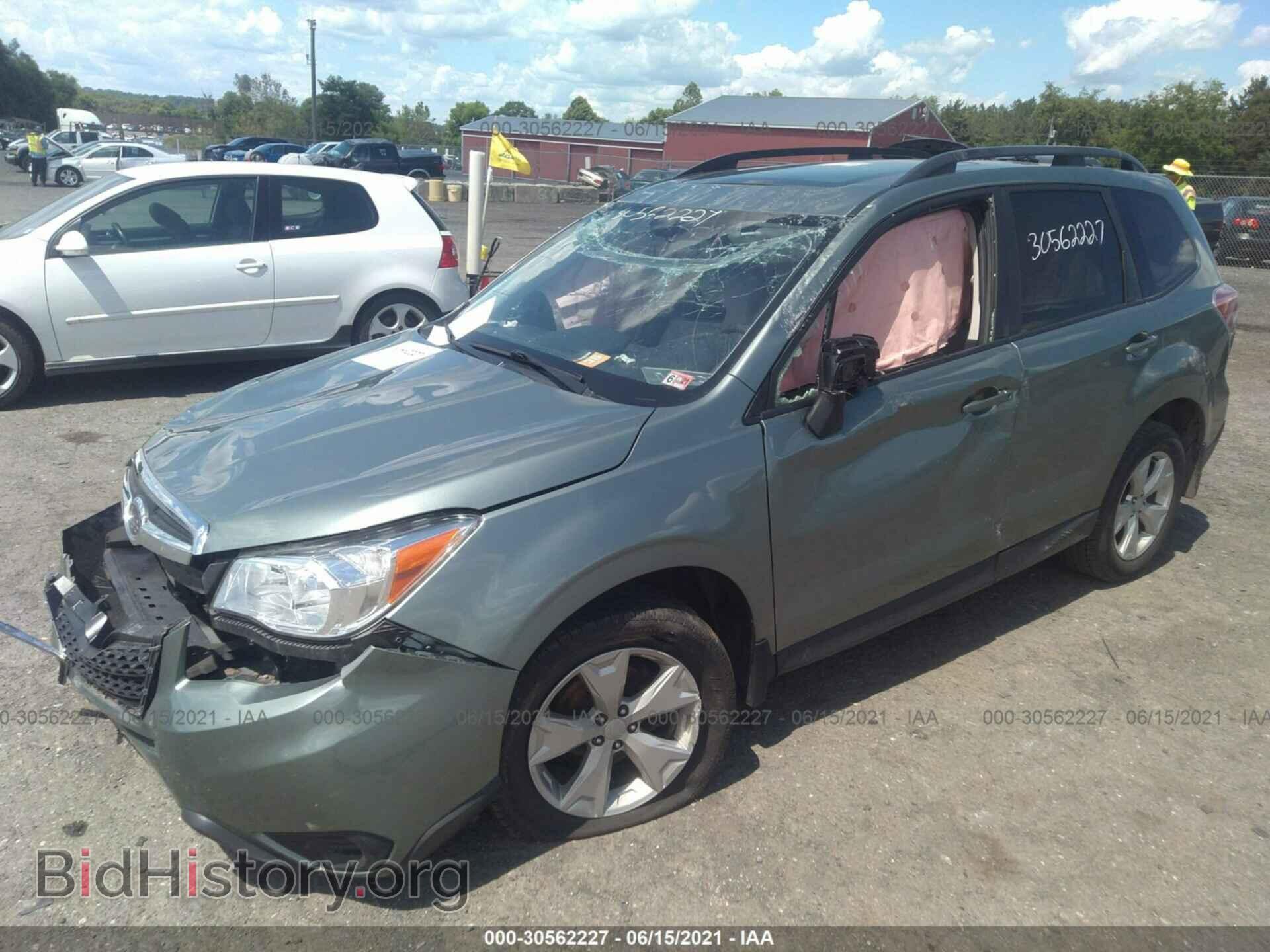2016 SUBARU FORESTER - VIN: JF2SJADC8GH439721 - Фото 2