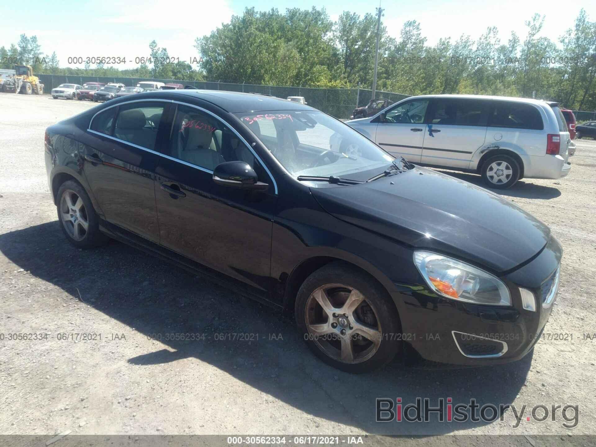 Photo YV1612FH7D2183871 - VOLVO S60 2013