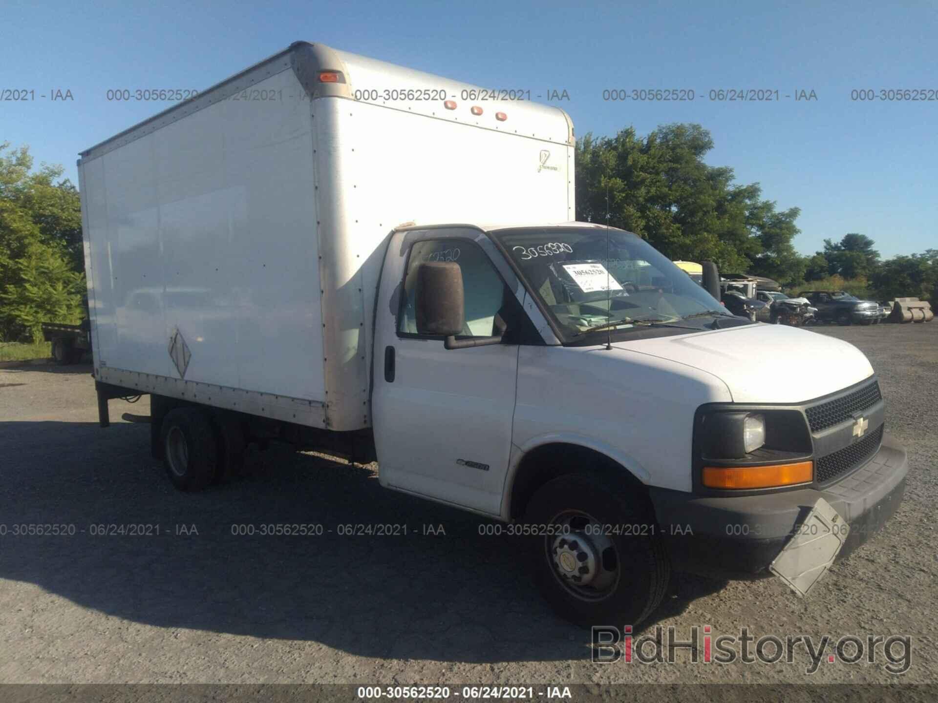 Photo 1GBJG31K881151423 - CHEVROLET EXPRESS COMMERCIAL 2008