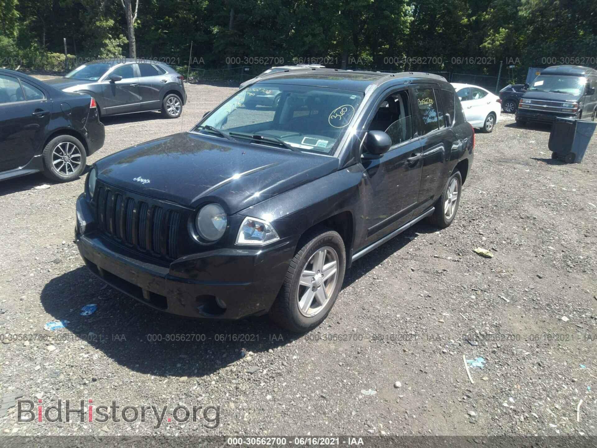 2008 JEEP COMPASS - VIN: 1J8FF47W68D572309 - Photo 2