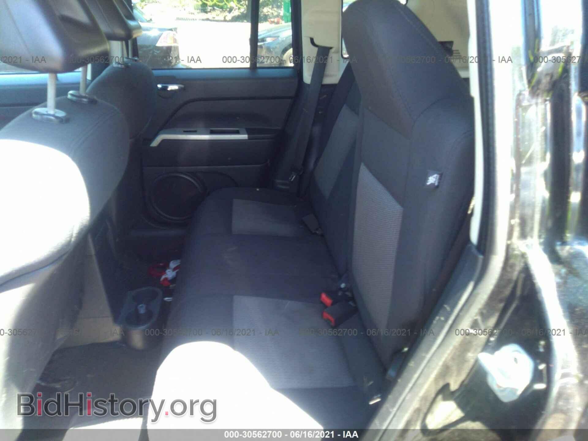 2008 JEEP COMPASS - VIN: 1J8FF47W68D572309 - Photo 8