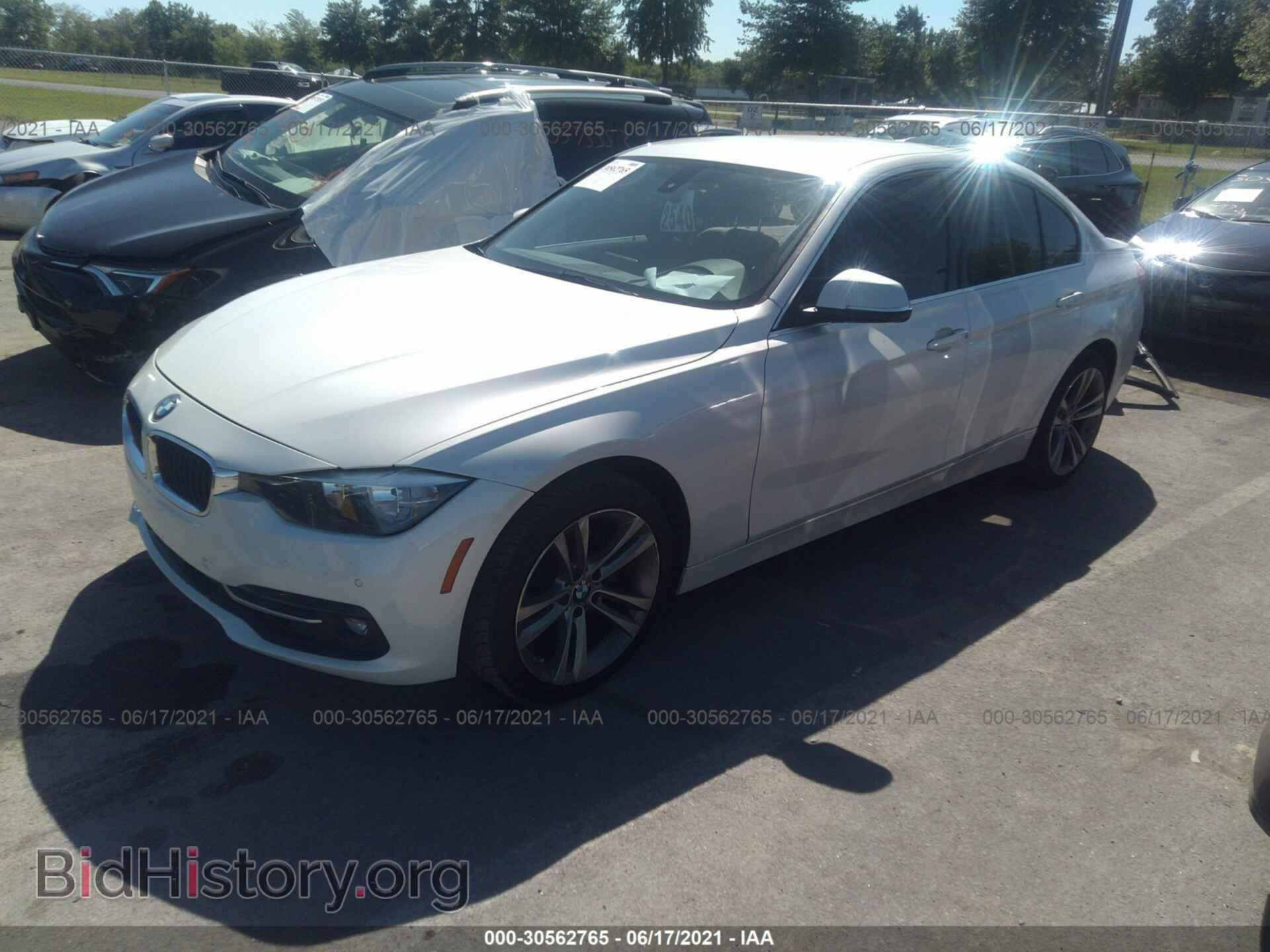 2017 BMW 3 SERIES - VIN: WBA8B9G58HNU09183 - Фото 2