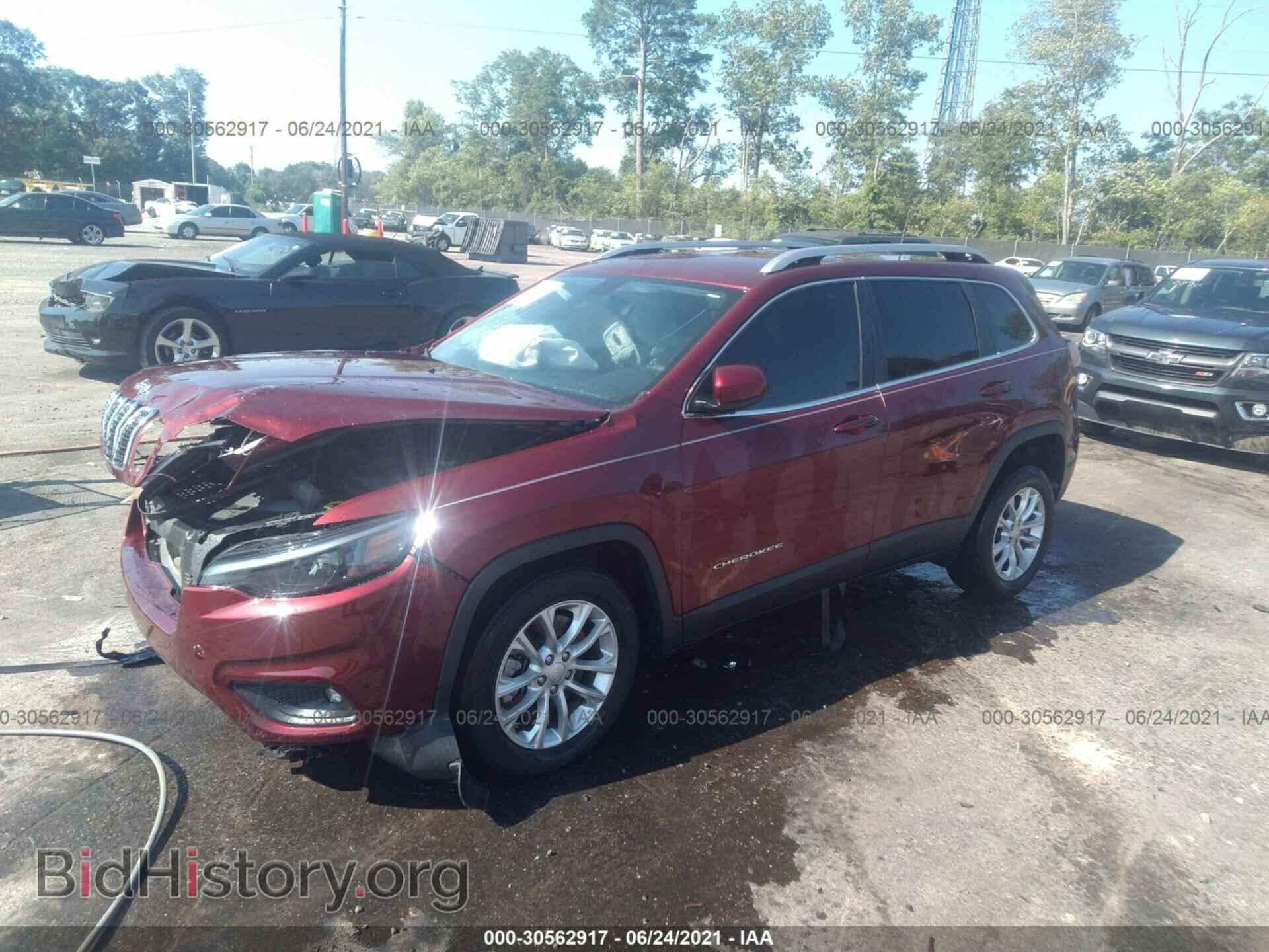 2019 JEEP CHEROKEE - VIN: 1C4PJLCB1KD159910 - Фото 2