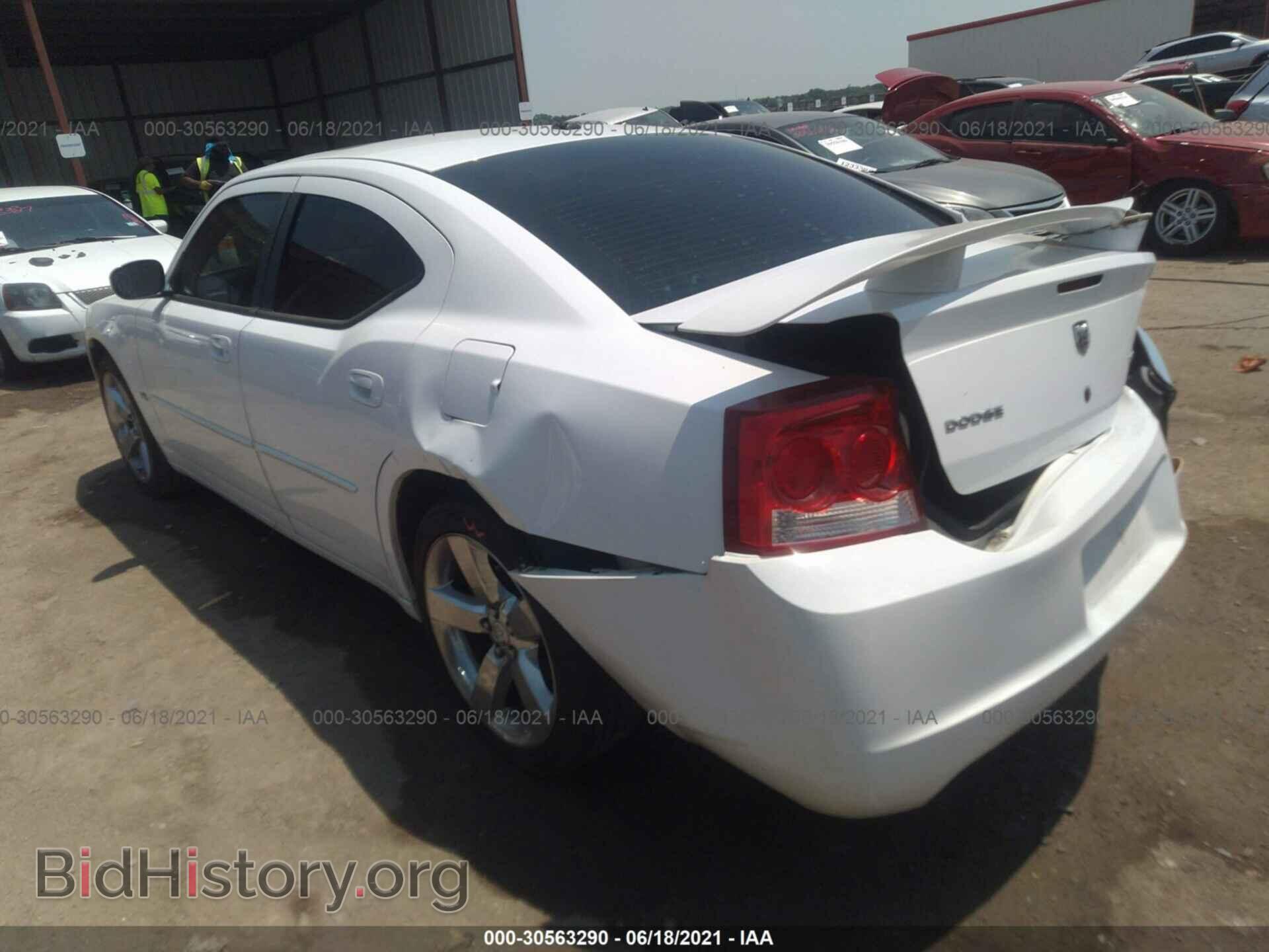 2010 DODGE CHARGER - VIN: 2B3CA9CV2AH288009 - Фото 3