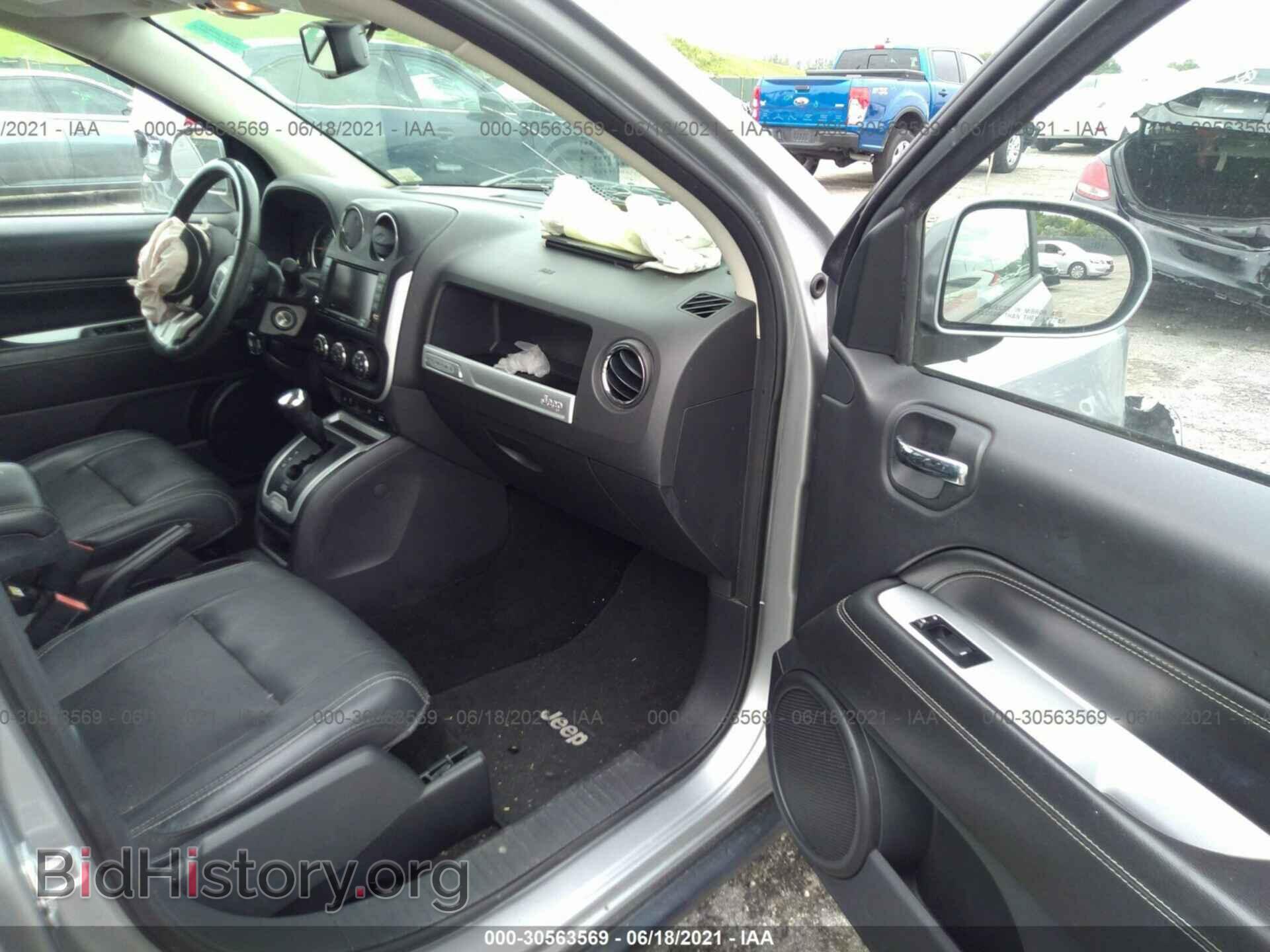 2016 JEEP COMPASS - VIN: 1C4NJCEAXGD783952 - Фото 5