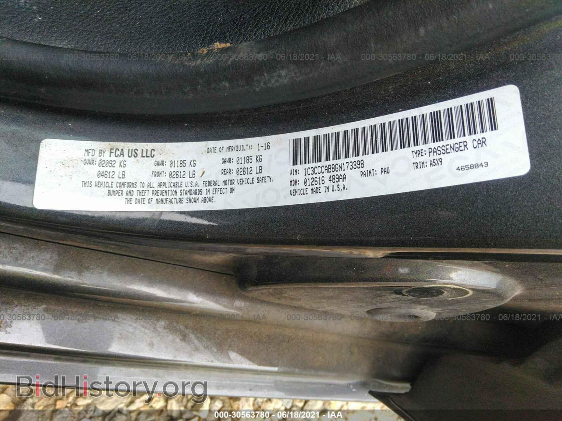 2016 CHRYSLER 200 - VIN: 1C3CCCAB8GN173398 - Фото 9