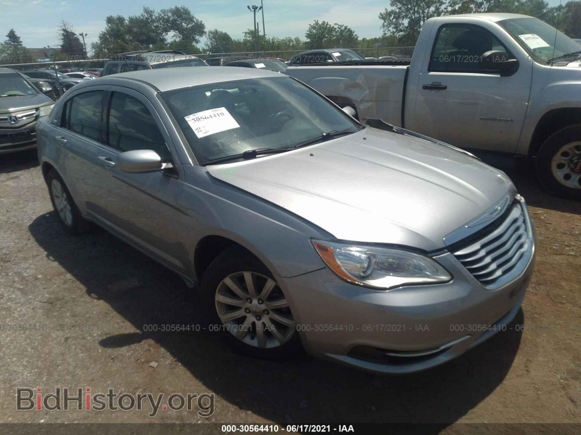 Фотография 1C3CCBBB2DN737910 - CHRYSLER 200 2013