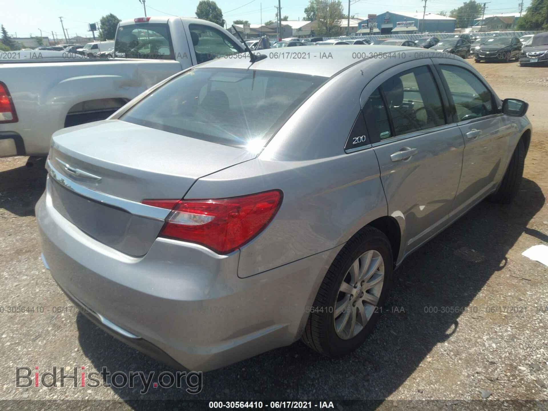 2013 CHRYSLER 200 - VIN: 1C3CCBBB2DN737910 - Фото 4