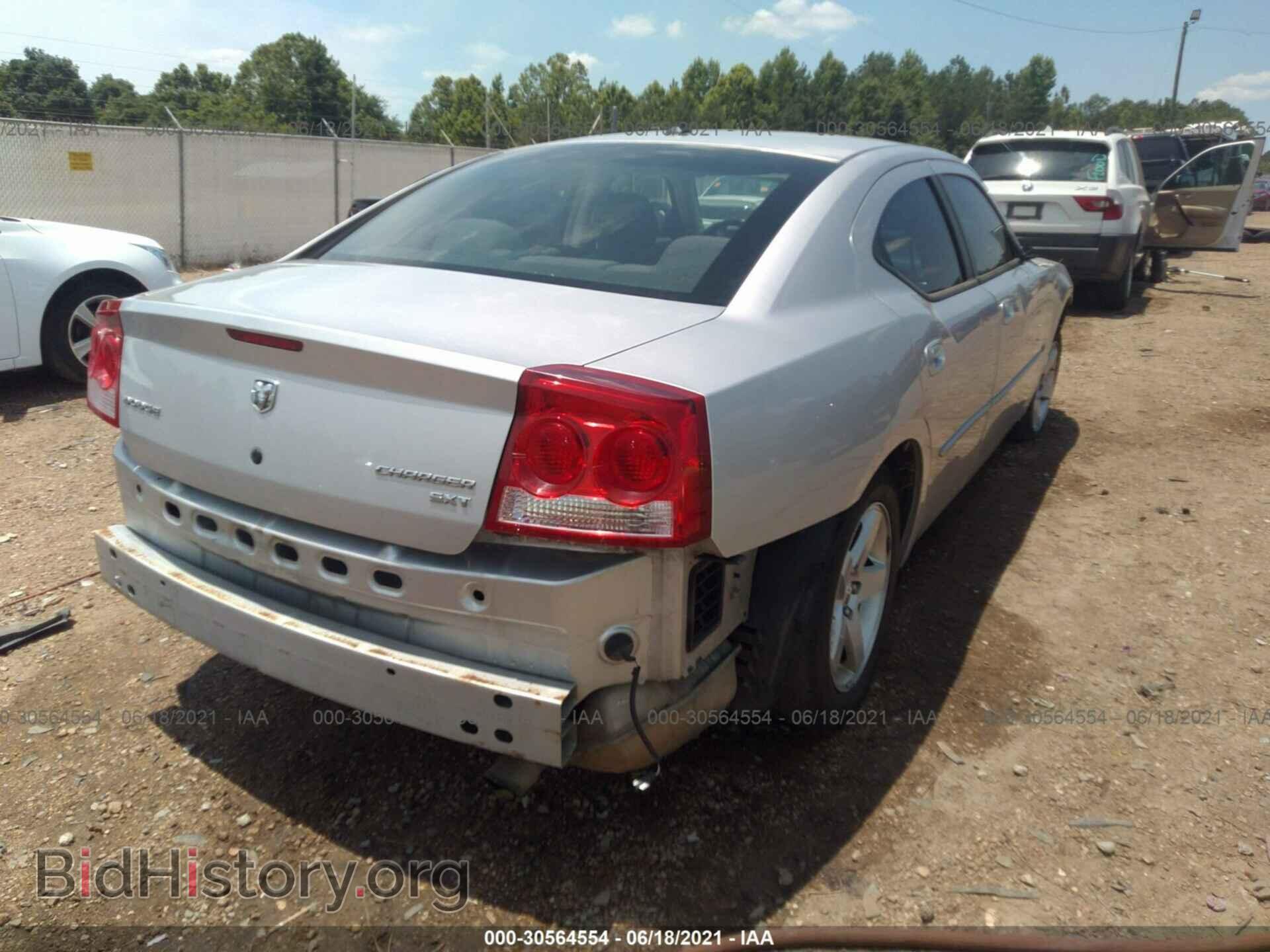 2010 DODGE CHARGER - VIN: 2B3CA3CV4AH307639 - Фото 4
