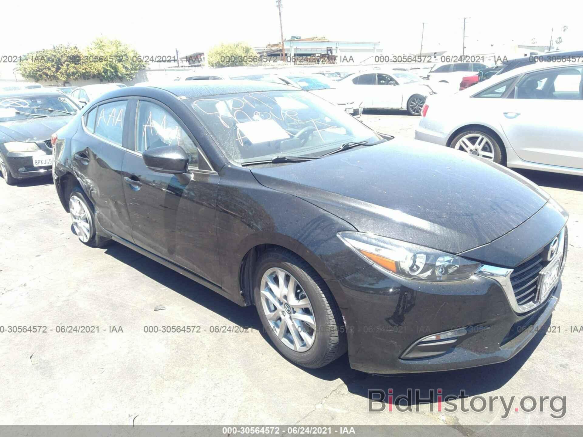 Photo JM1BN1U79H1143025 - MAZDA MAZDA3 4-DOOR 2017