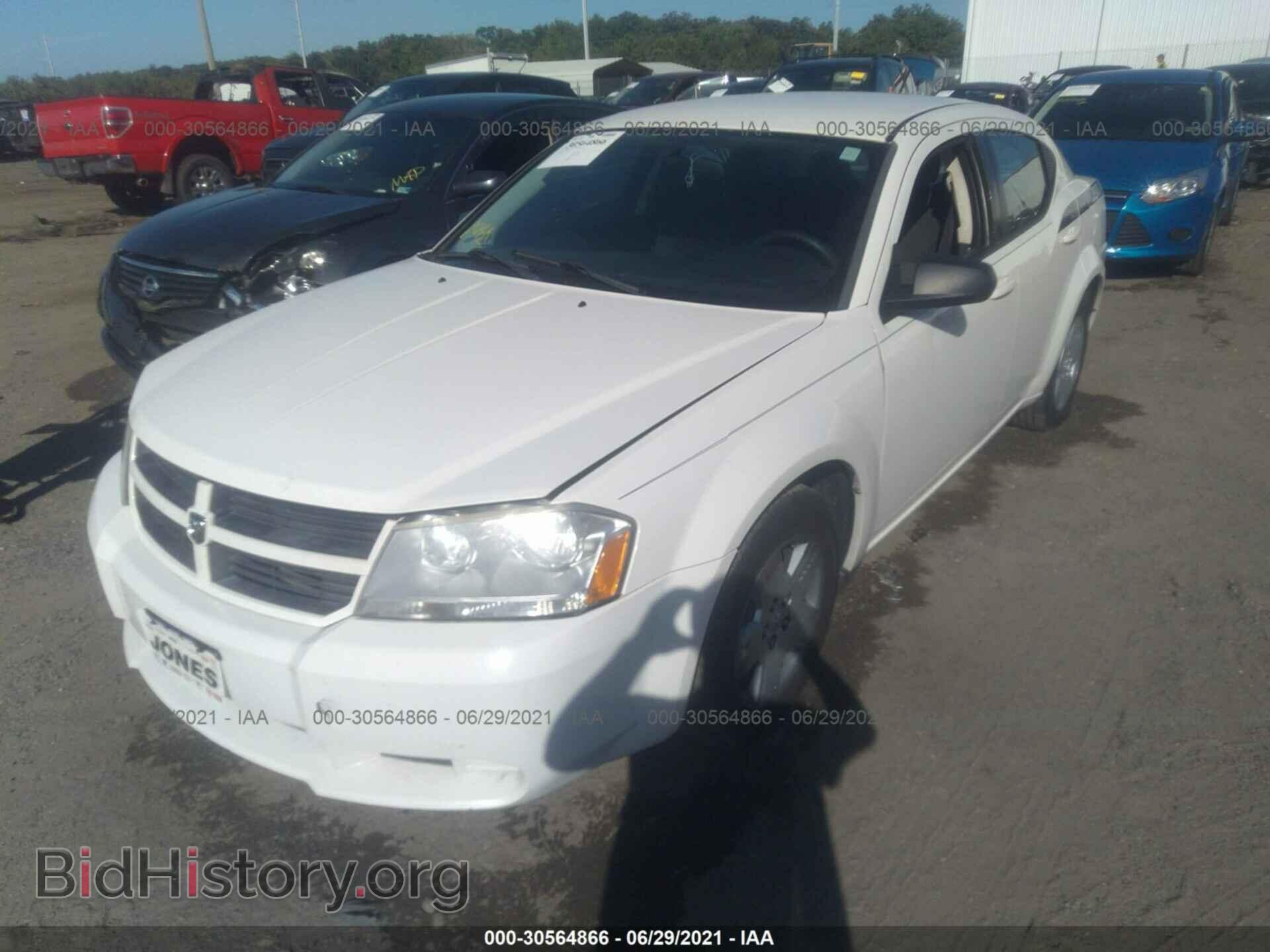 2010 DODGE AVENGER - VIN: 1B3CC4FBXAN139305 - Photo 2