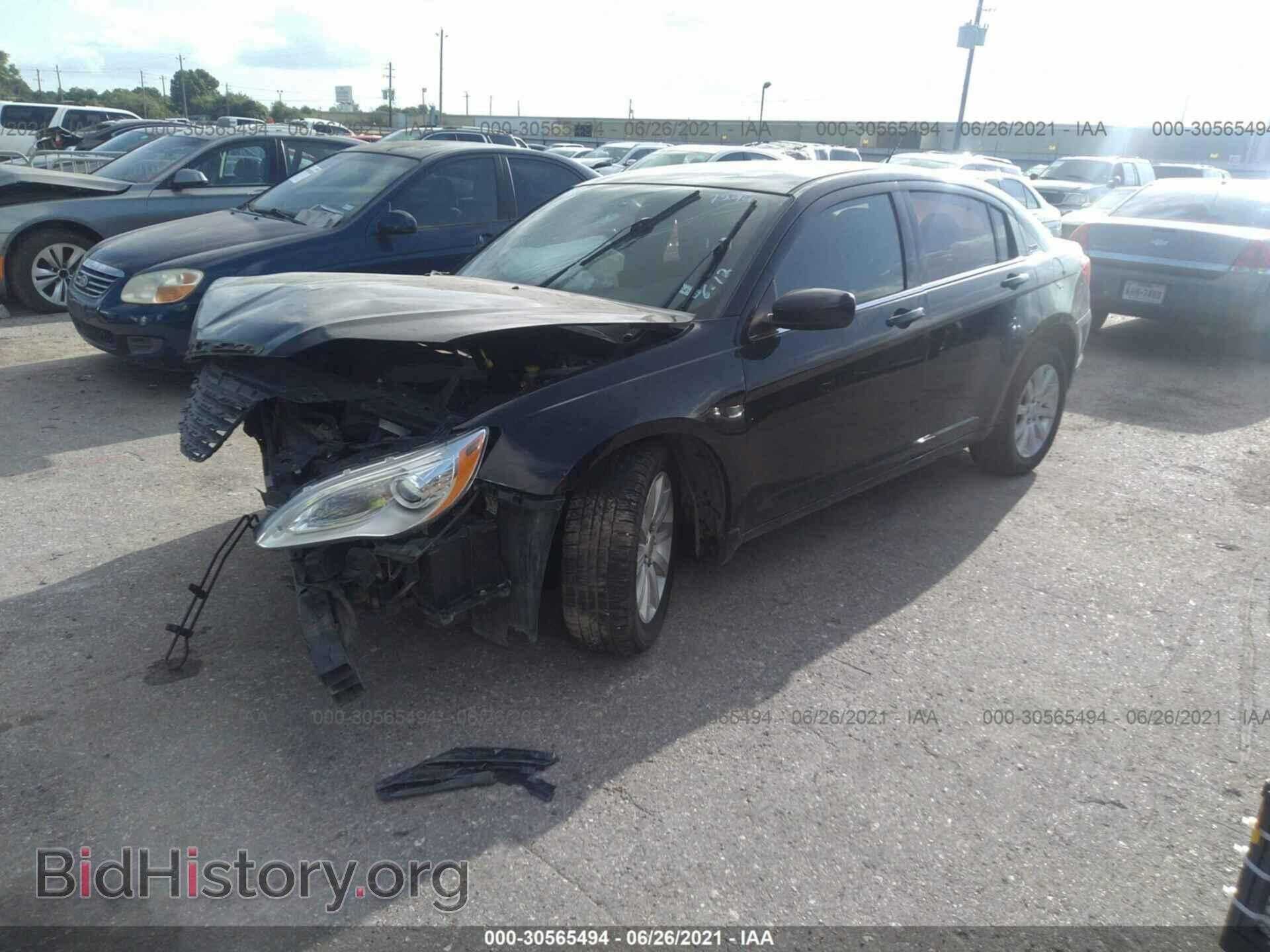 2014 CHRYSLER 200 - VIN: 1C3CCBBB6EN137294 - Фото 2