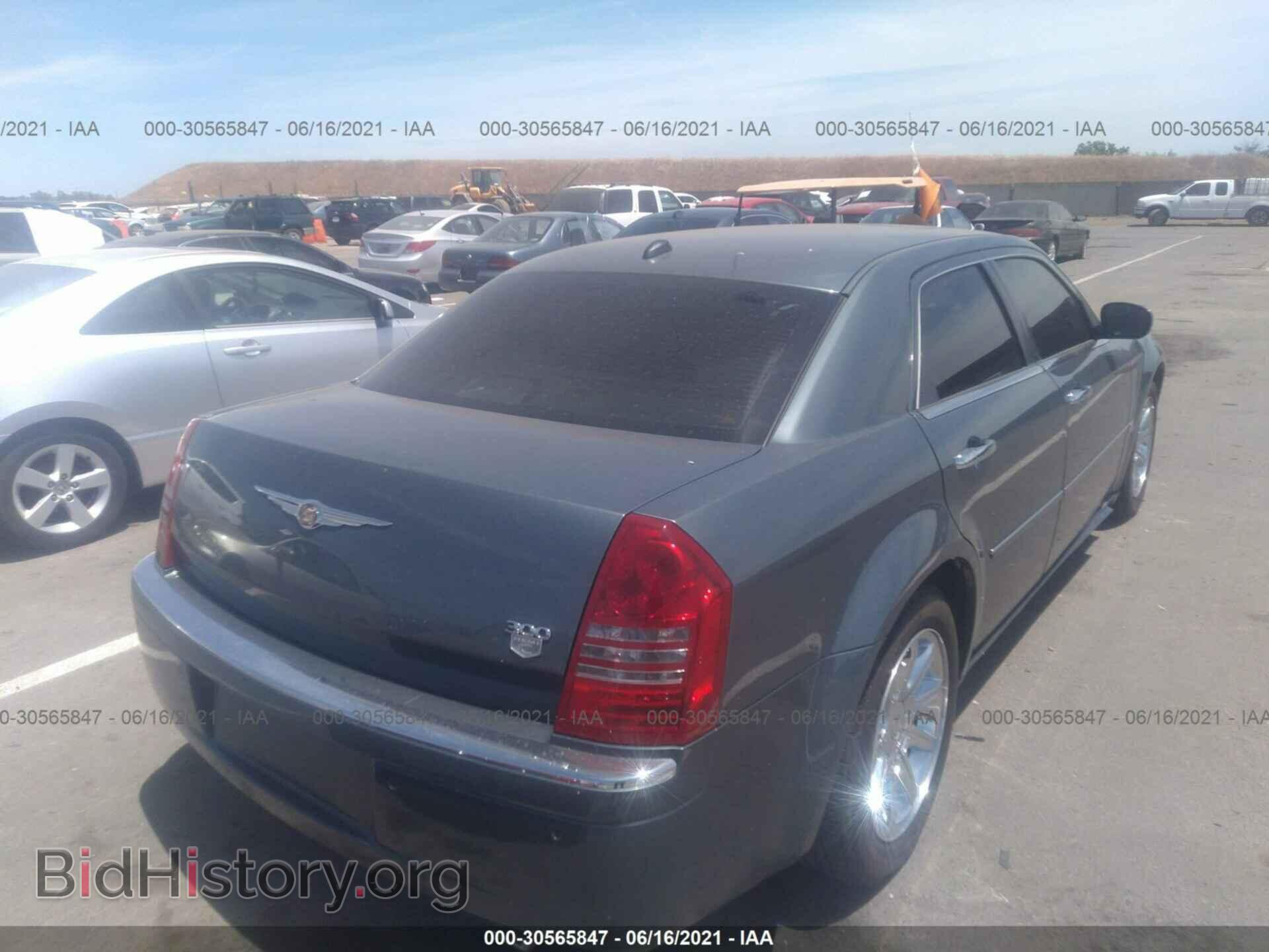 2006 CHRYSLER 300 - VIN: 2C3LA63H66H108498 - Фото 4