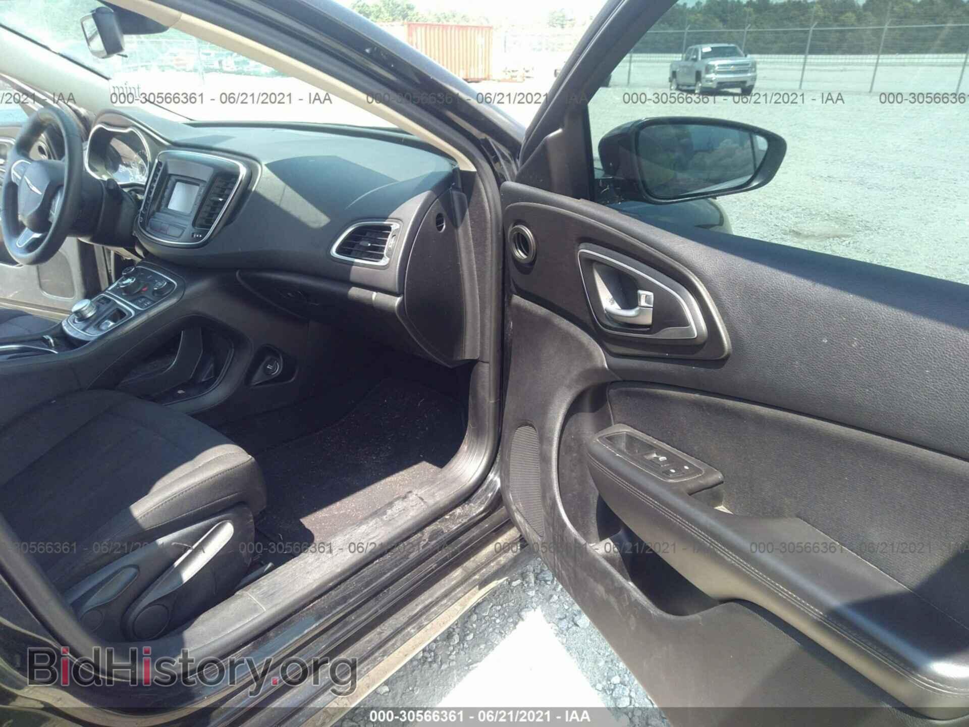 2016 CHRYSLER 200 - VIN: 1C3CCCAB5GN134865 - Фото 5