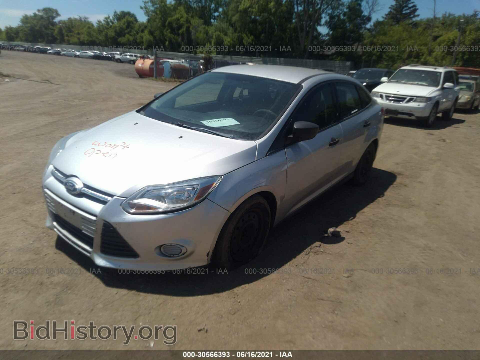 2012 FORD FOCUS - VIN: 1FAHP3E23CL323333 - Фото 2