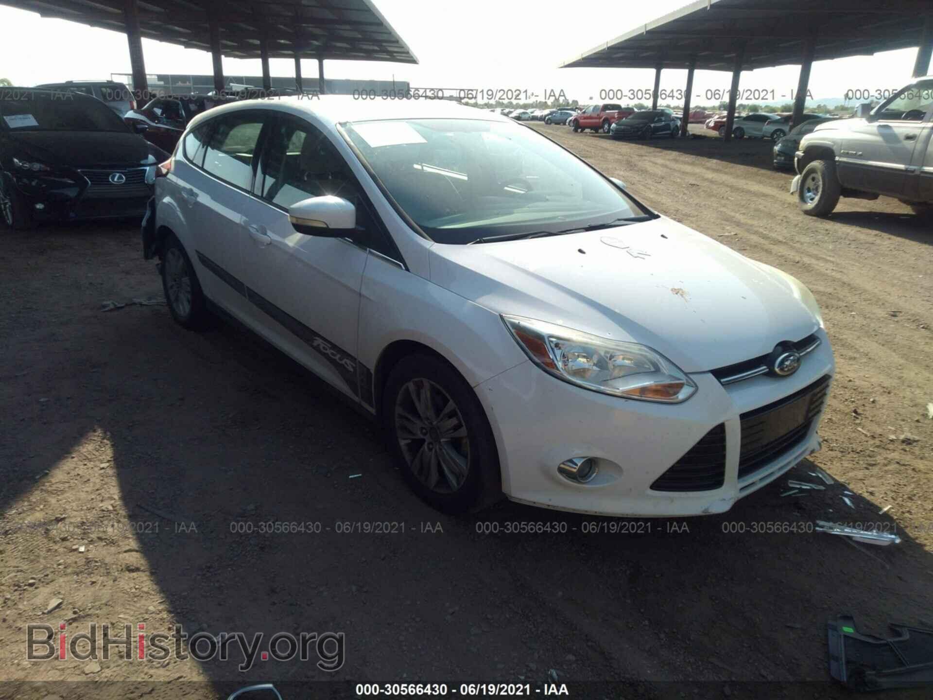 Photo 1FAHP3M28CL314502 - FORD FOCUS 2012
