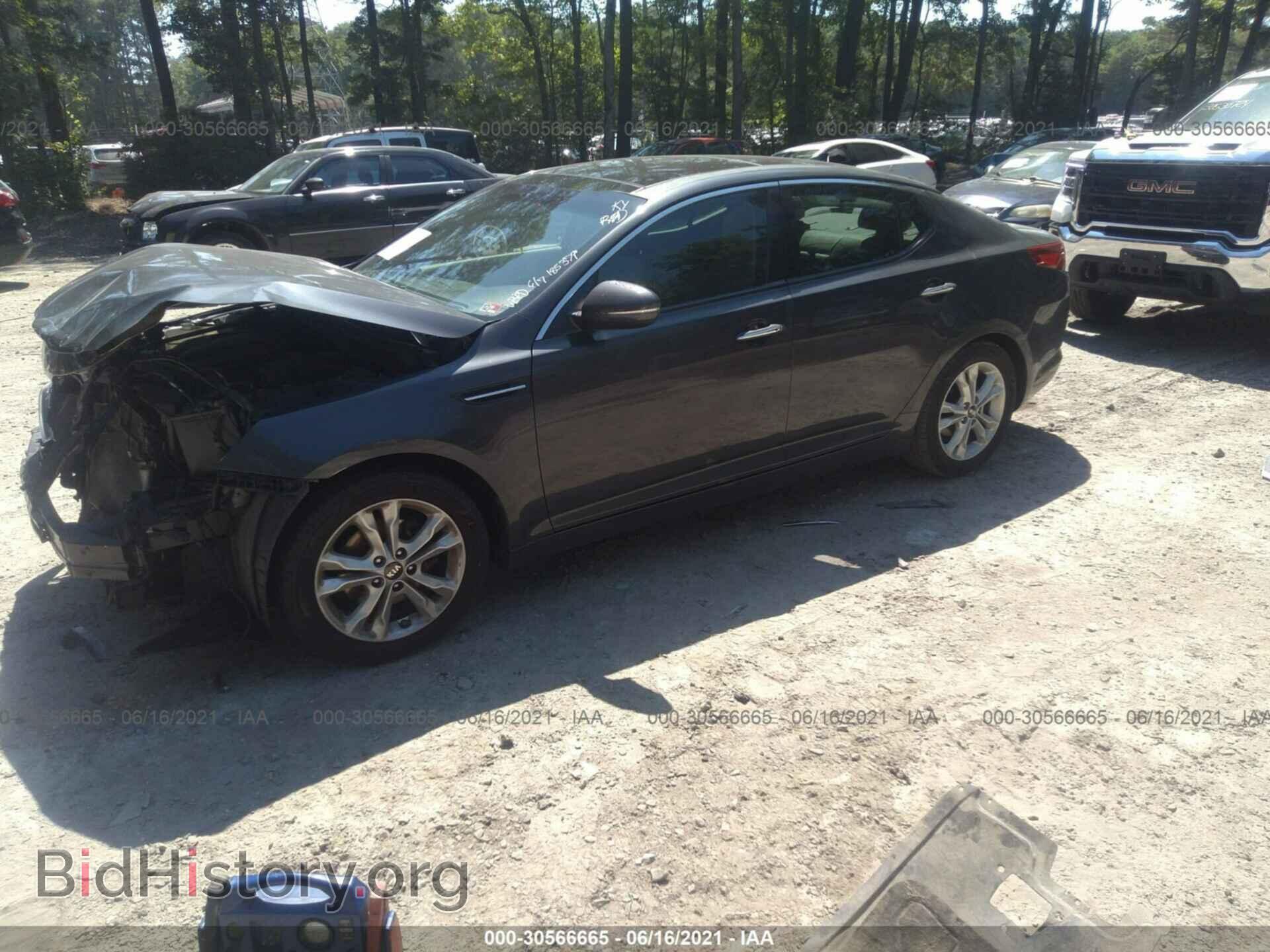 2011 KIA OPTIMA - VIN: KNAGN4A73B5057590 - Фото 2