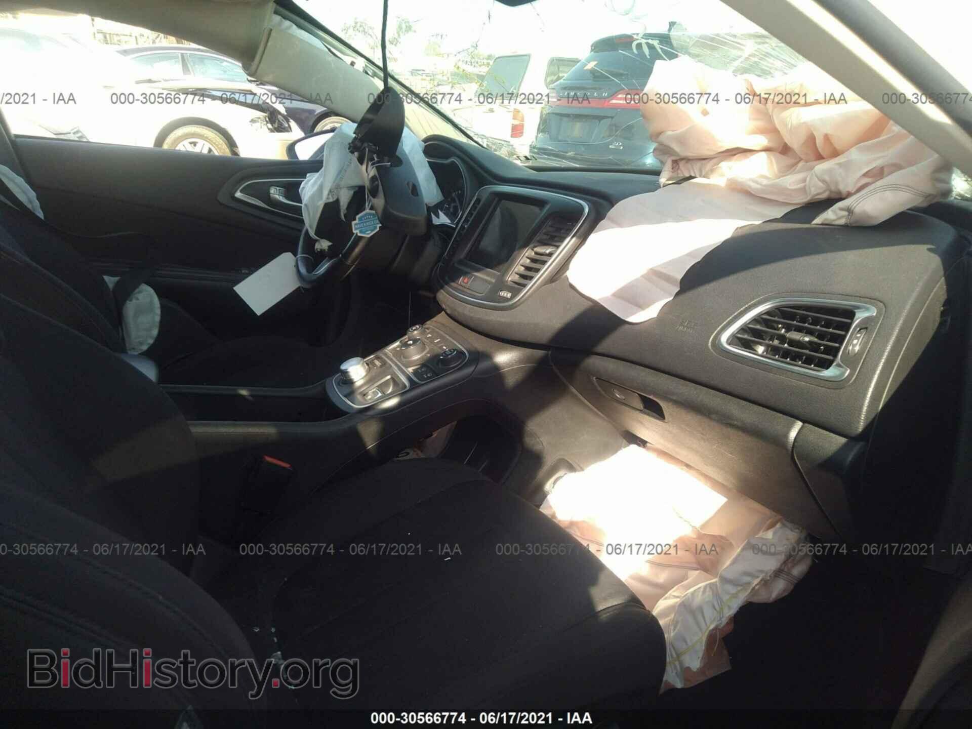 2015 CHRYSLER 200 - VIN: 1C3CCCAB2FN592698 - Photo 5