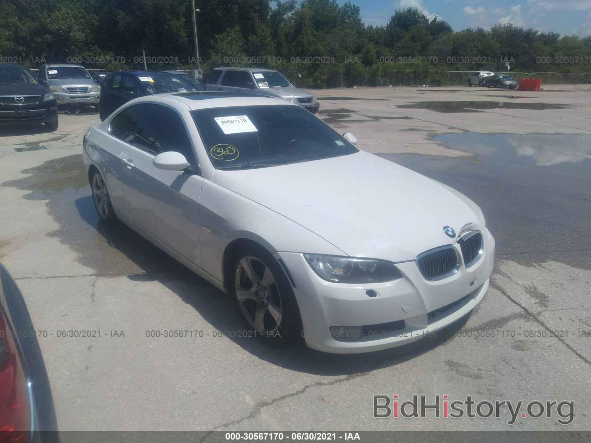 Photo WBAWB33598P132817 - BMW 3 SERIES 2008