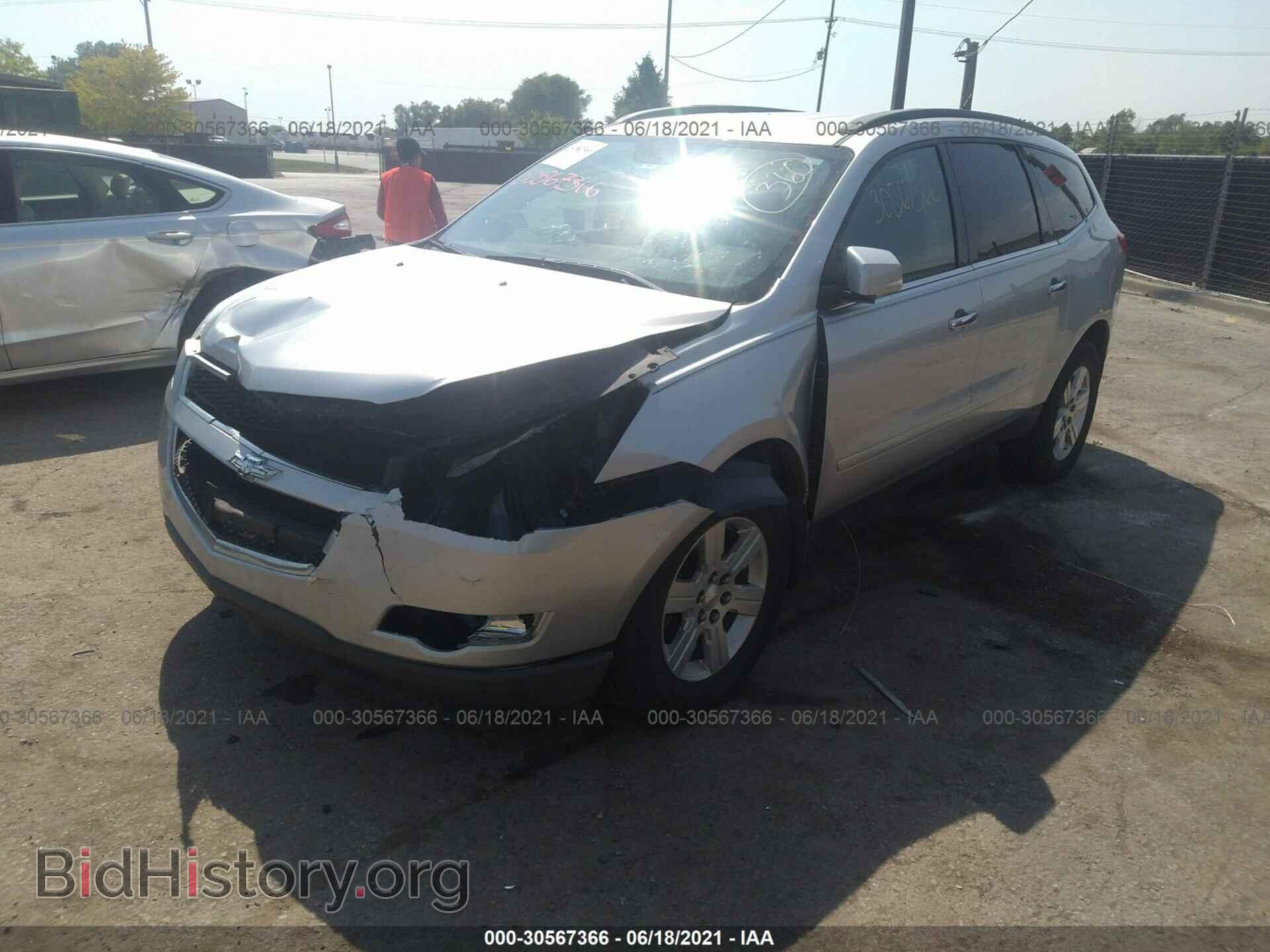 2012 CHEVROLET TRAVERSE - VIN: 1GNKVJED3CJ269367 - Фото 2