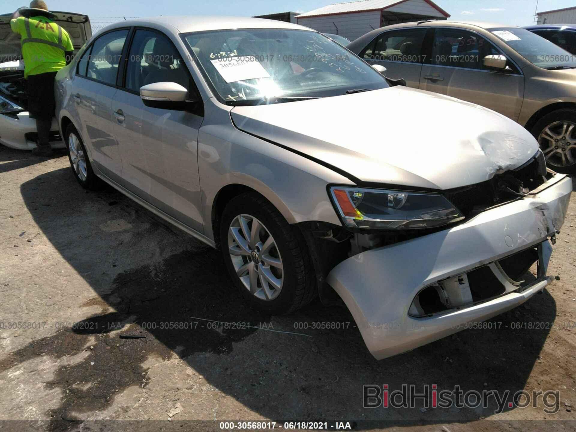 Photo 3VWDX7AJXBM110824 - VOLKSWAGEN JETTA SEDAN 2011