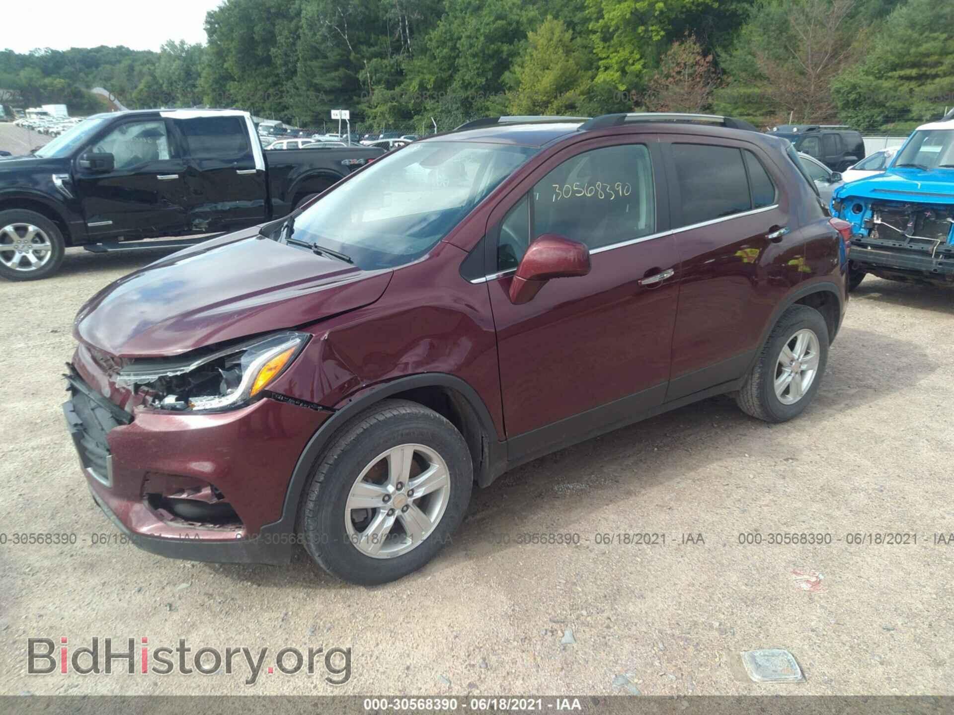 2017 CHEVROLET TRAX - VIN: 3GNCJPSB3HL275711 - Фото 2