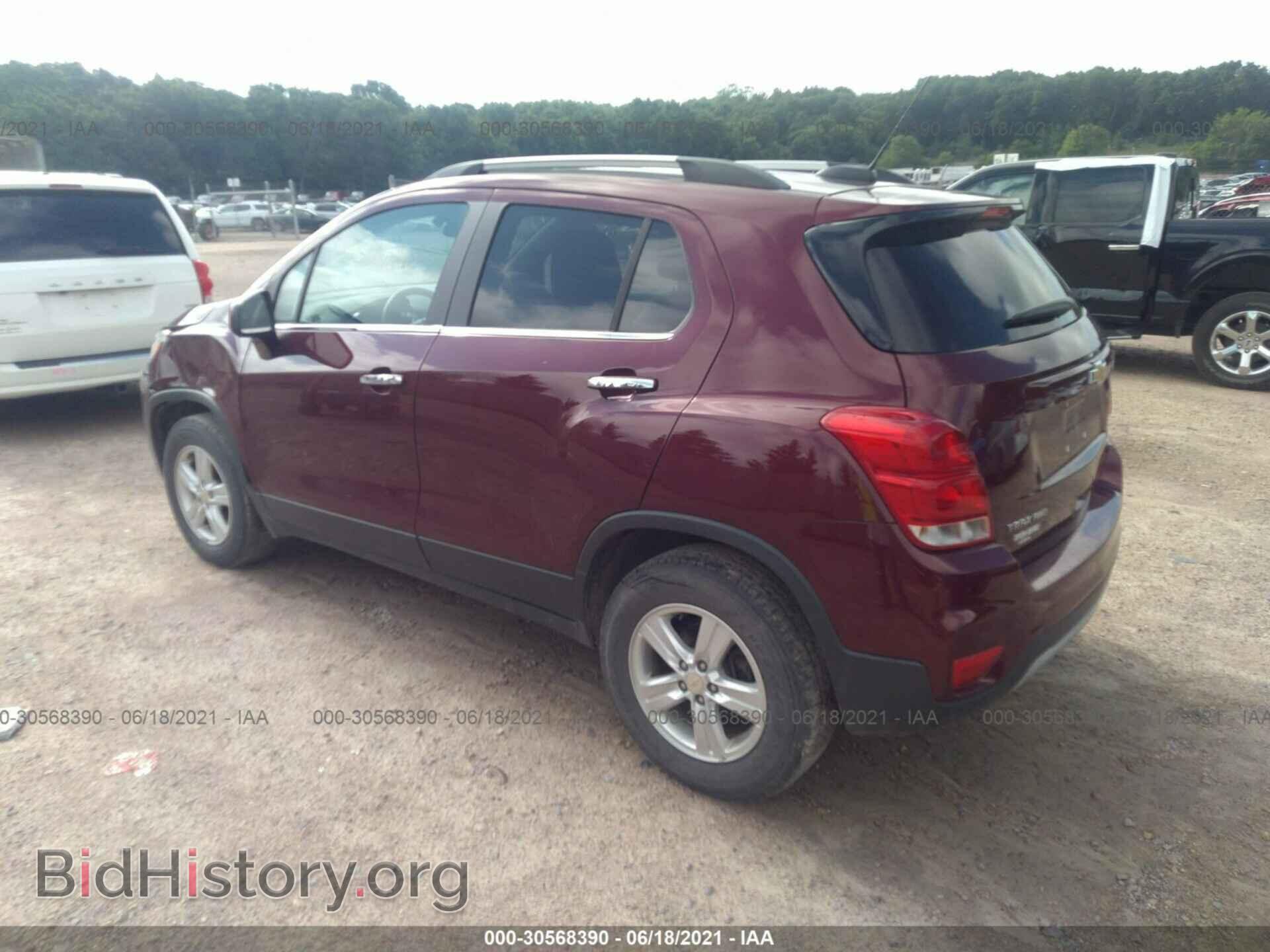 2017 CHEVROLET TRAX - VIN: 3GNCJPSB3HL275711 - Фото 3