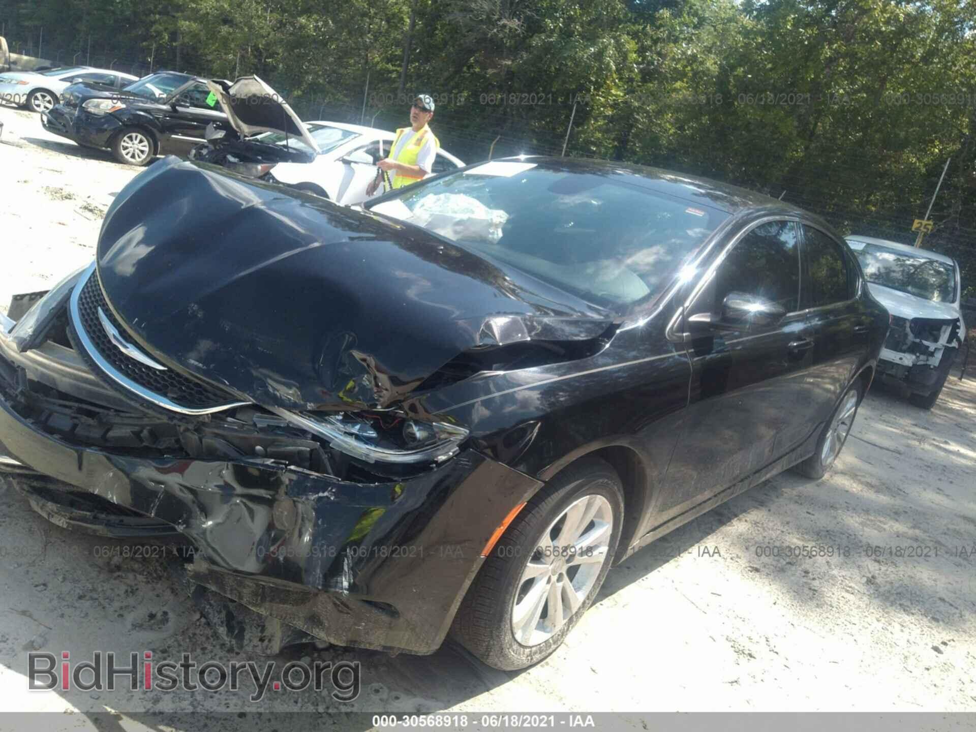 2016 CHRYSLER 200 - VIN: 1C3CCCAB5GN170166 - Фото 2
