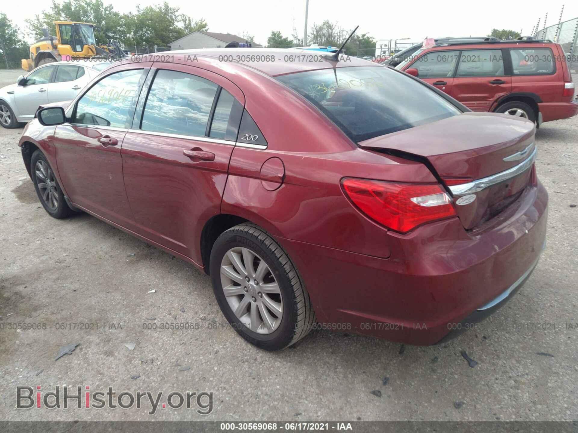 2012 CHRYSLER 200 - VIN: 1C3CCBBBXCN185104 - Фото 3