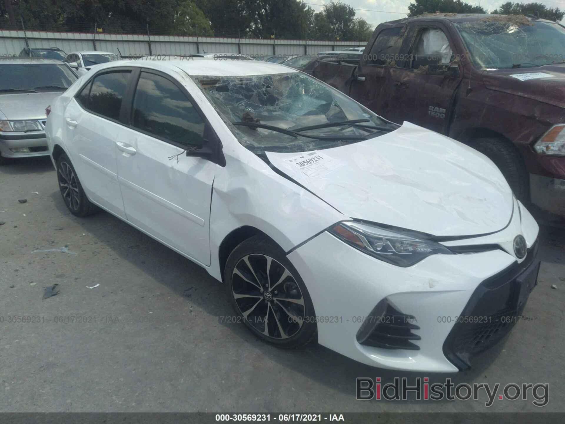 Photo 2T1BURHE9JC045642 - TOYOTA COROLLA 2018