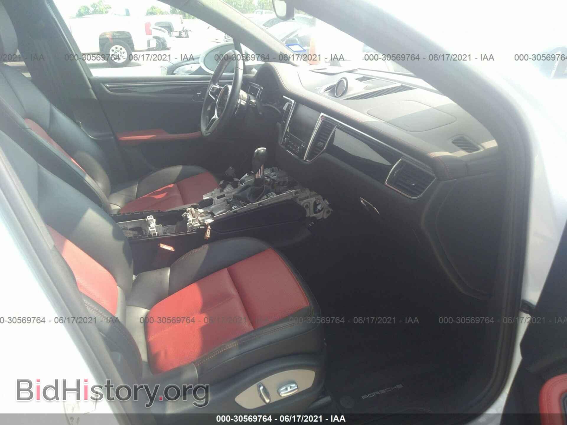 2017 PORSCHE MACAN - VIN: WP1AA2A52HLB08085 - Photo 5